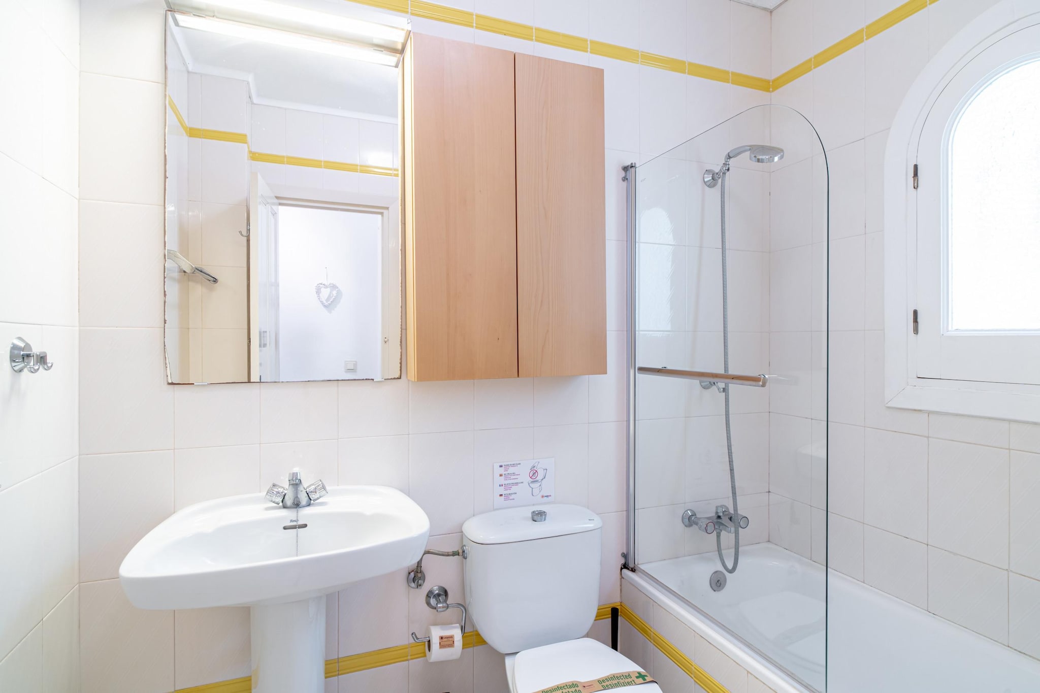 Casa Corazon Burriana by Casasol-Badezimmer