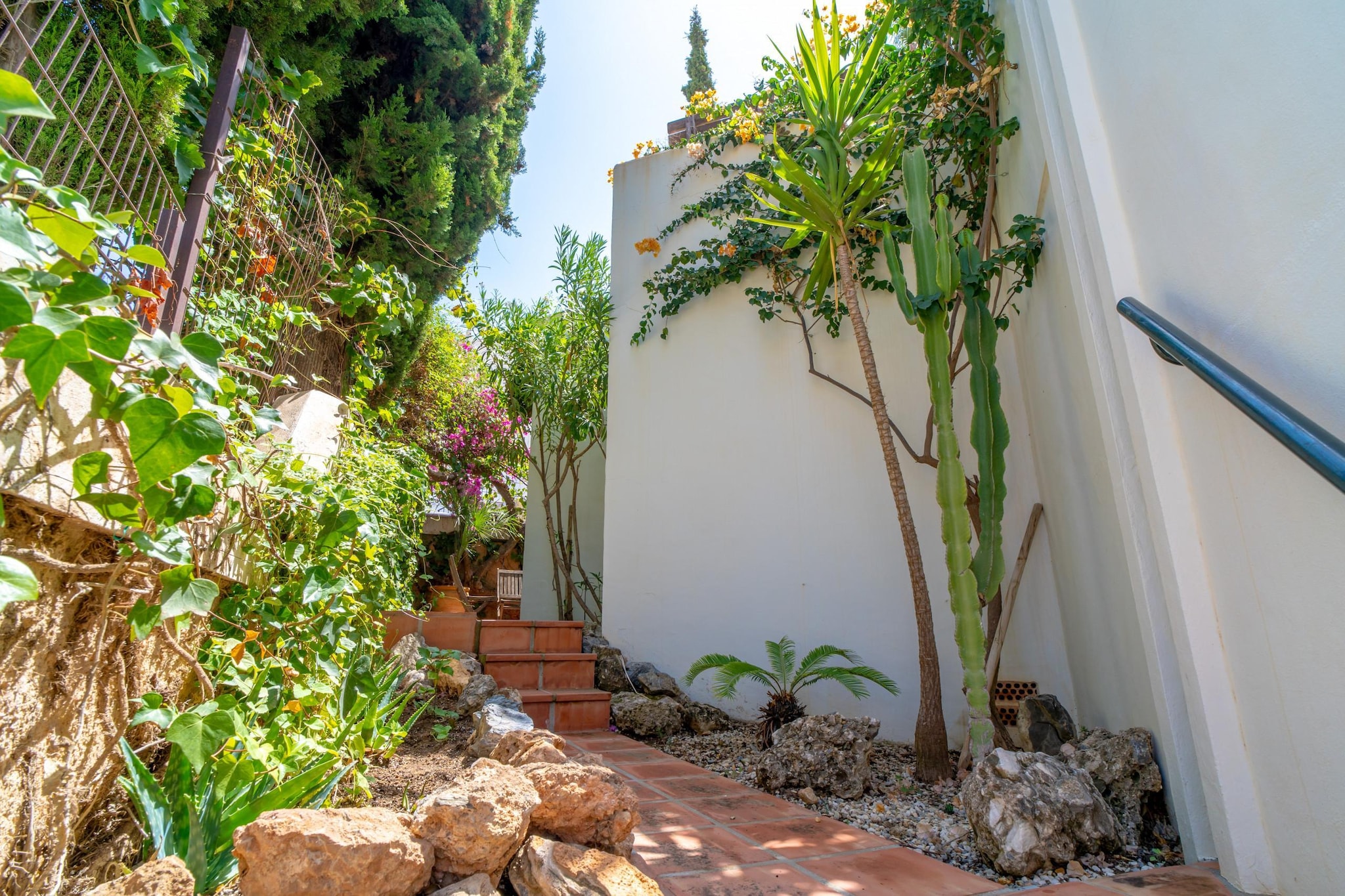 Casa Corazon Burriana by Casasol-Gärten Sommer