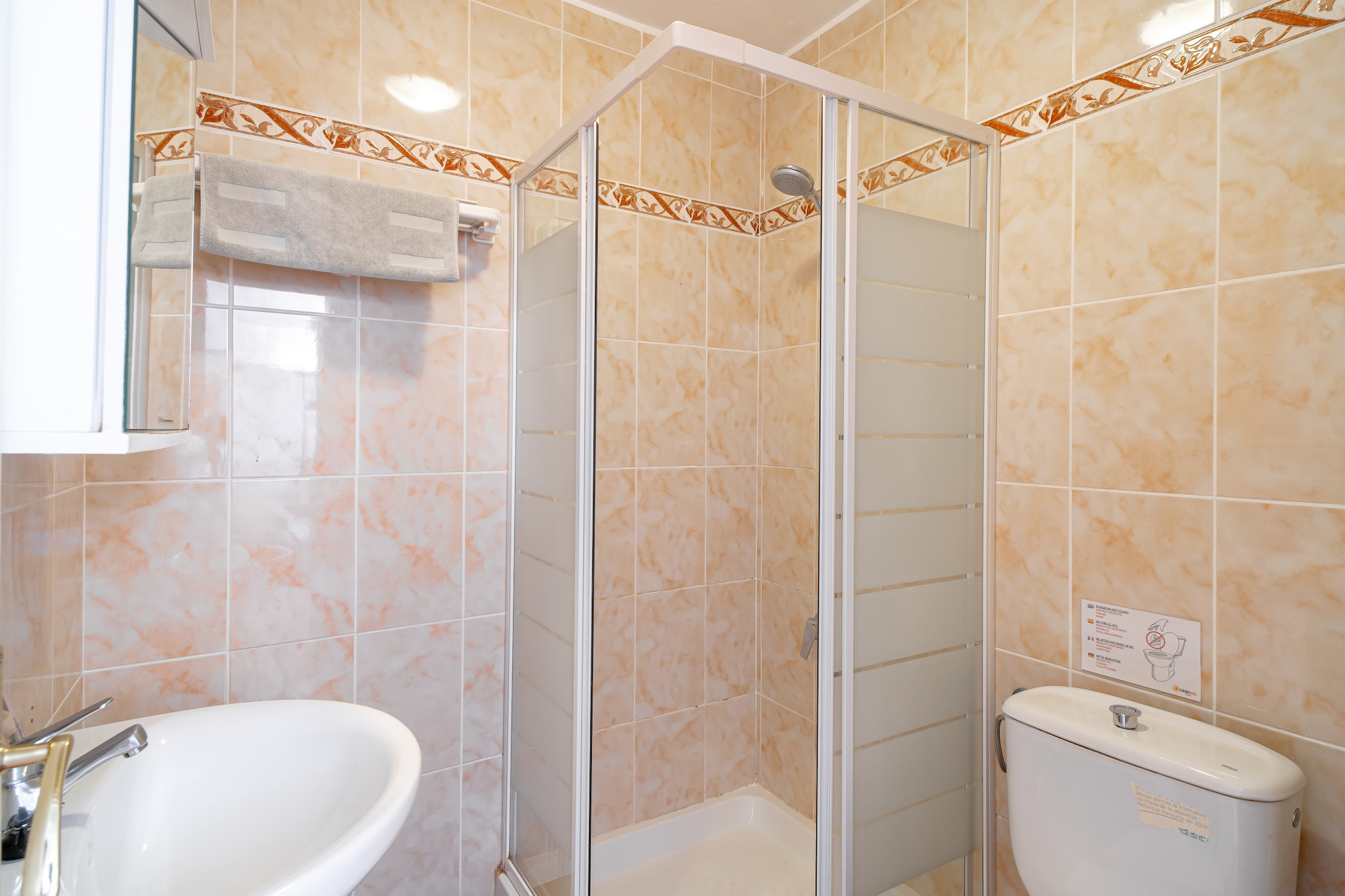 Coronado 148 Apartment by Casasol-Bathroom
