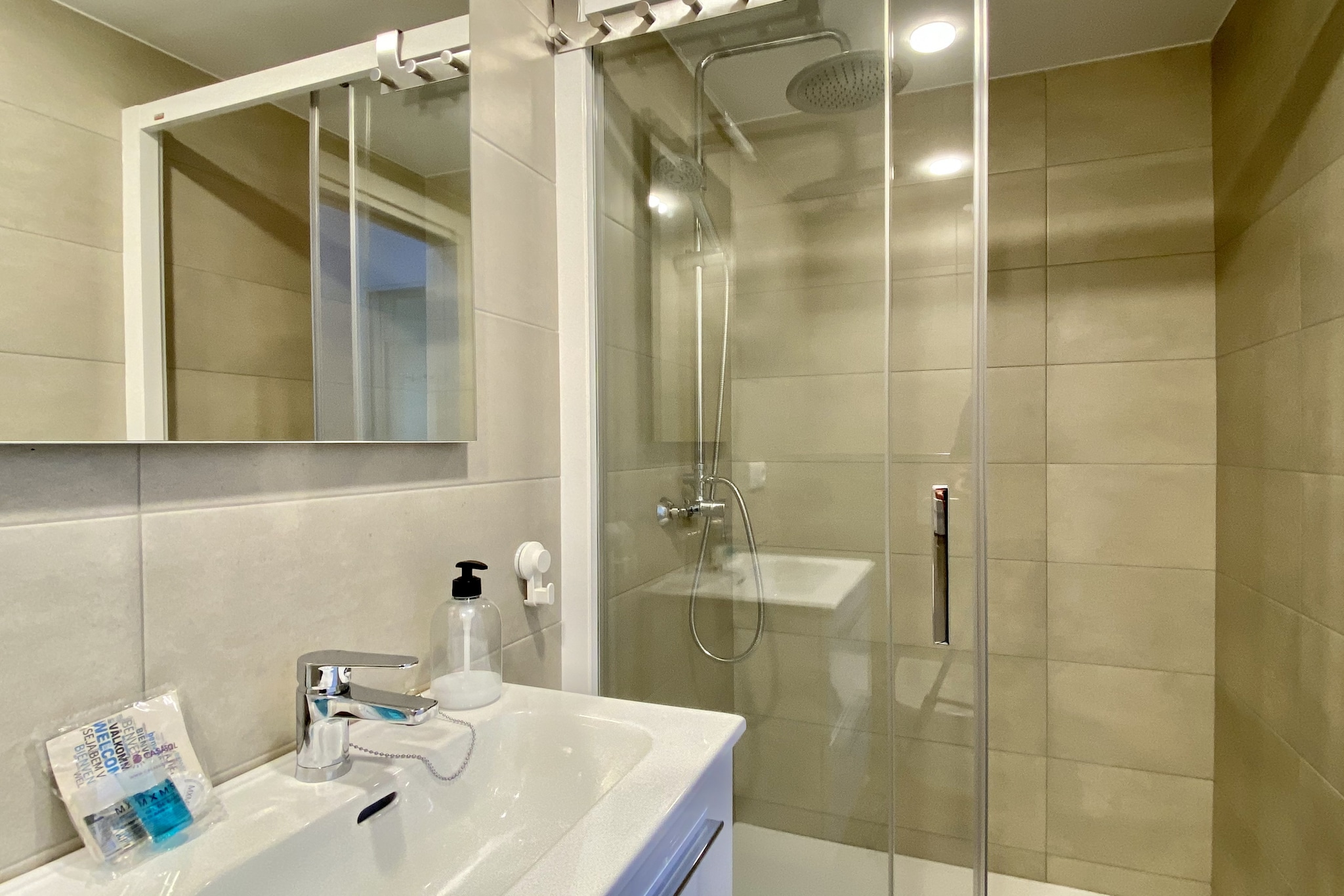 Apartamento Centro Life by Casasol-Bathroom