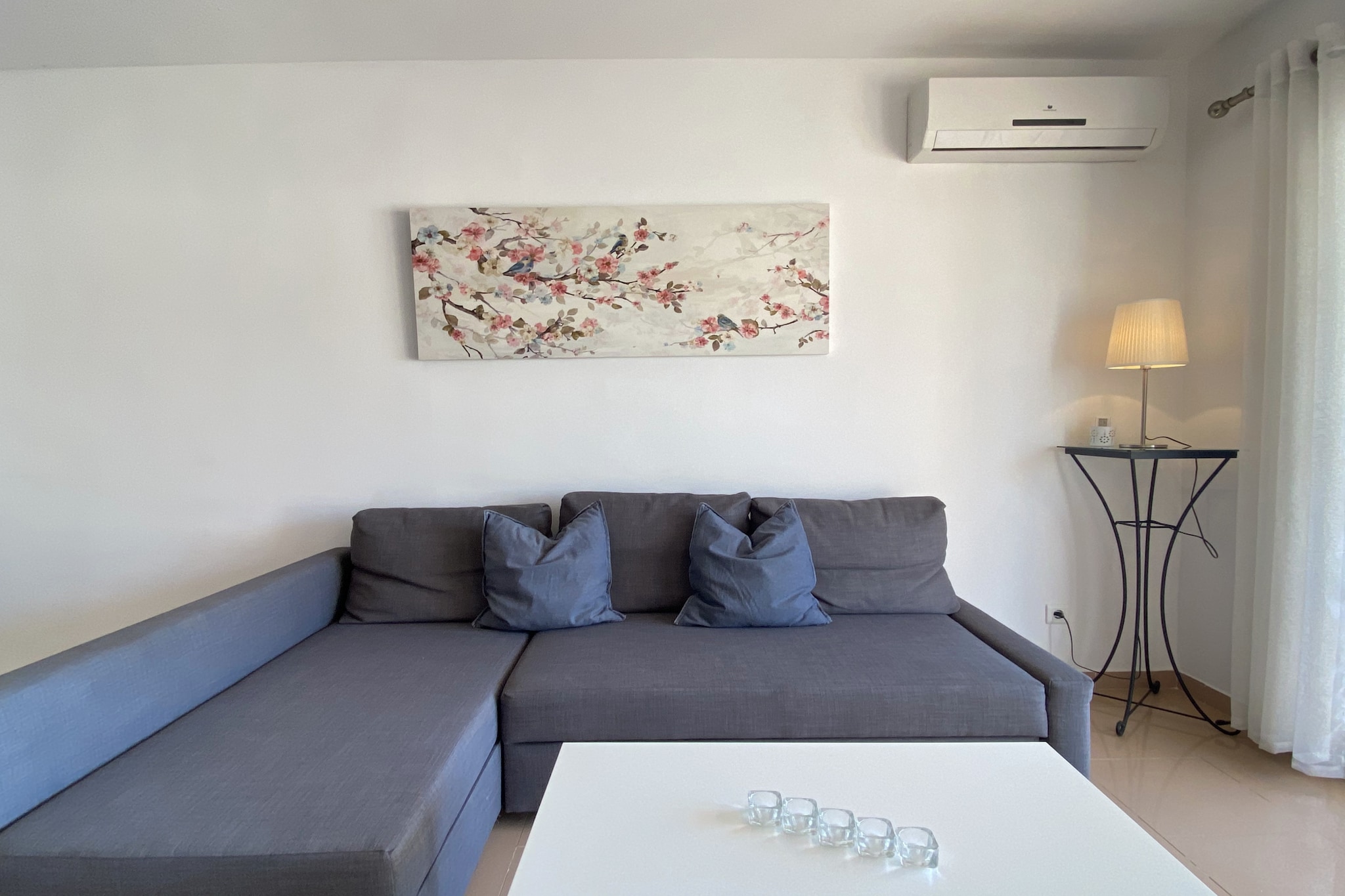 Mediterraneo 20E by Casasol-Living room