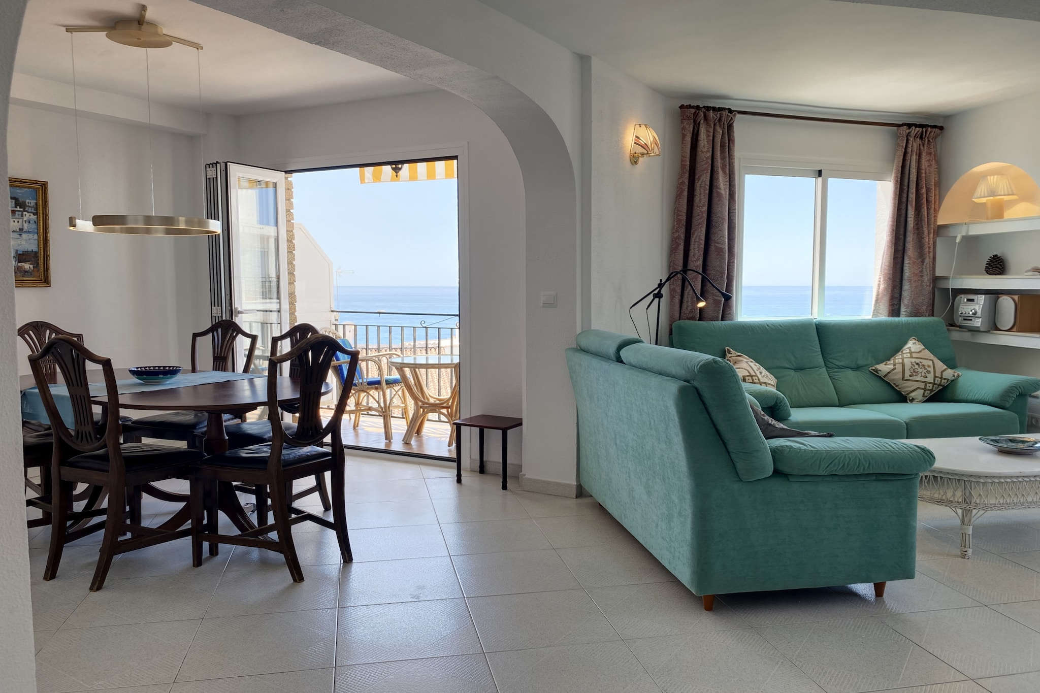 Bahia 46 Apartments by Casasol-Living room