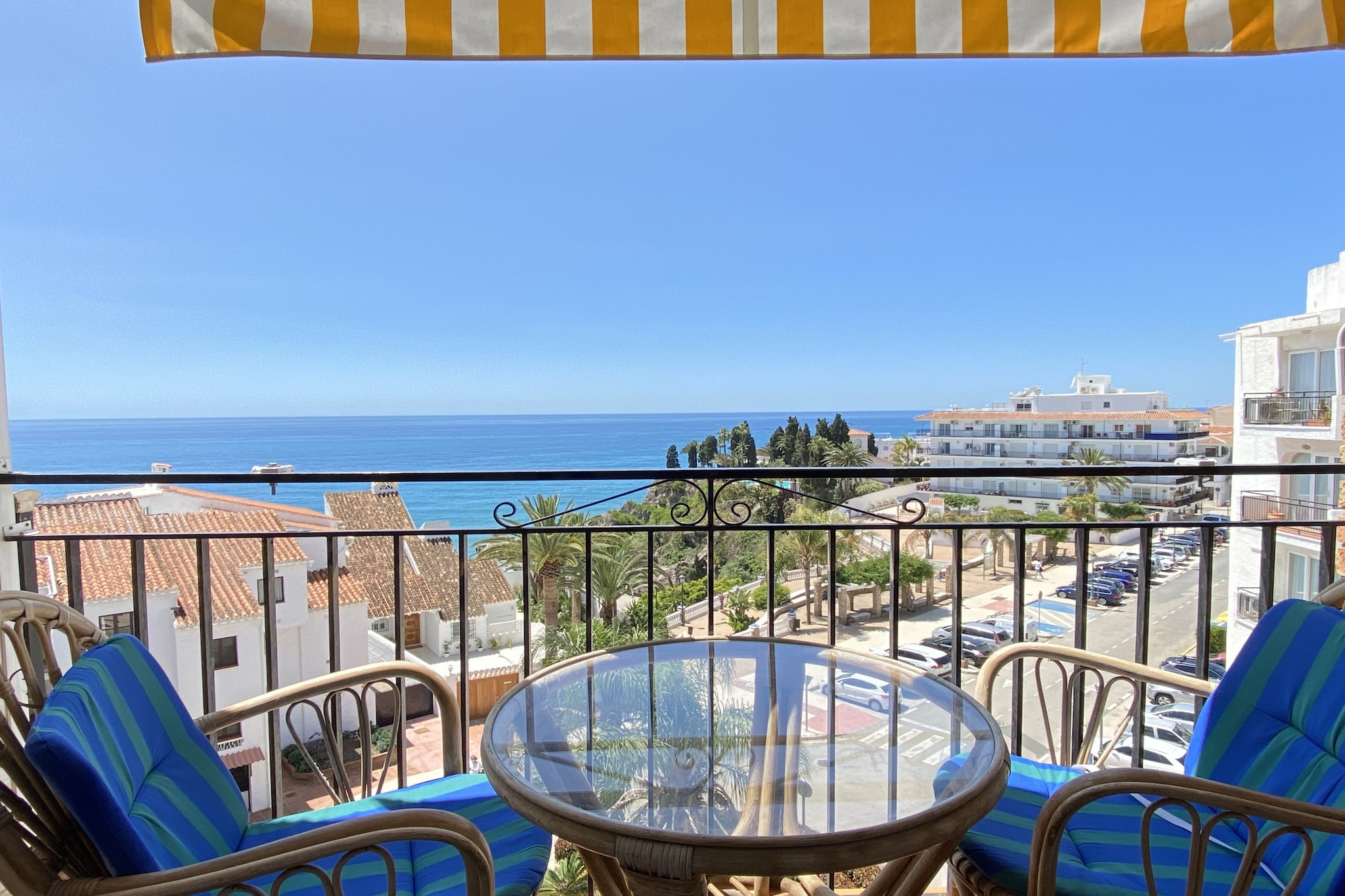 Bahia 46 Apartments by Casasol-Terrace balcony