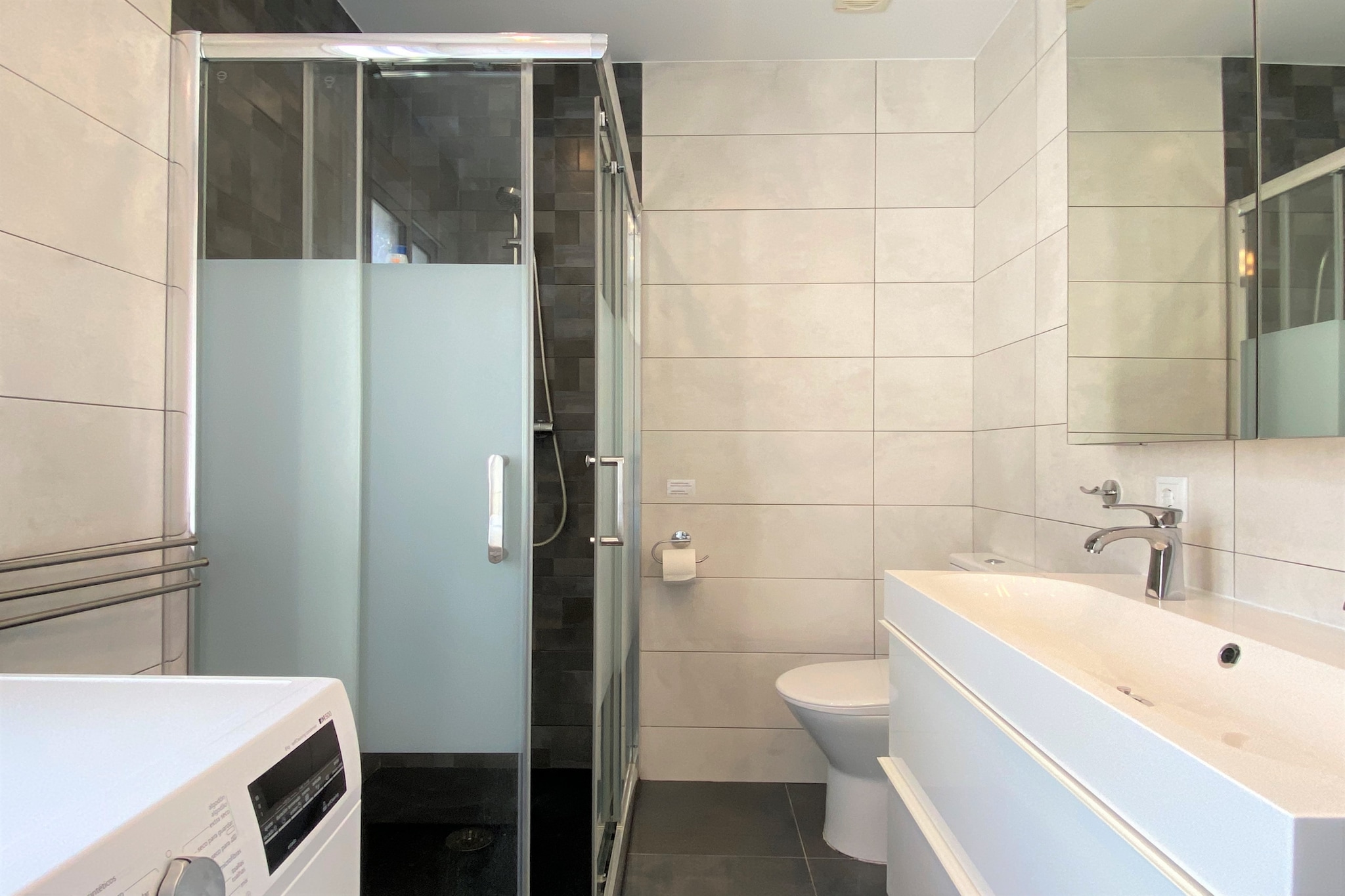 Apartamento La Torna by Casasol-Bathroom