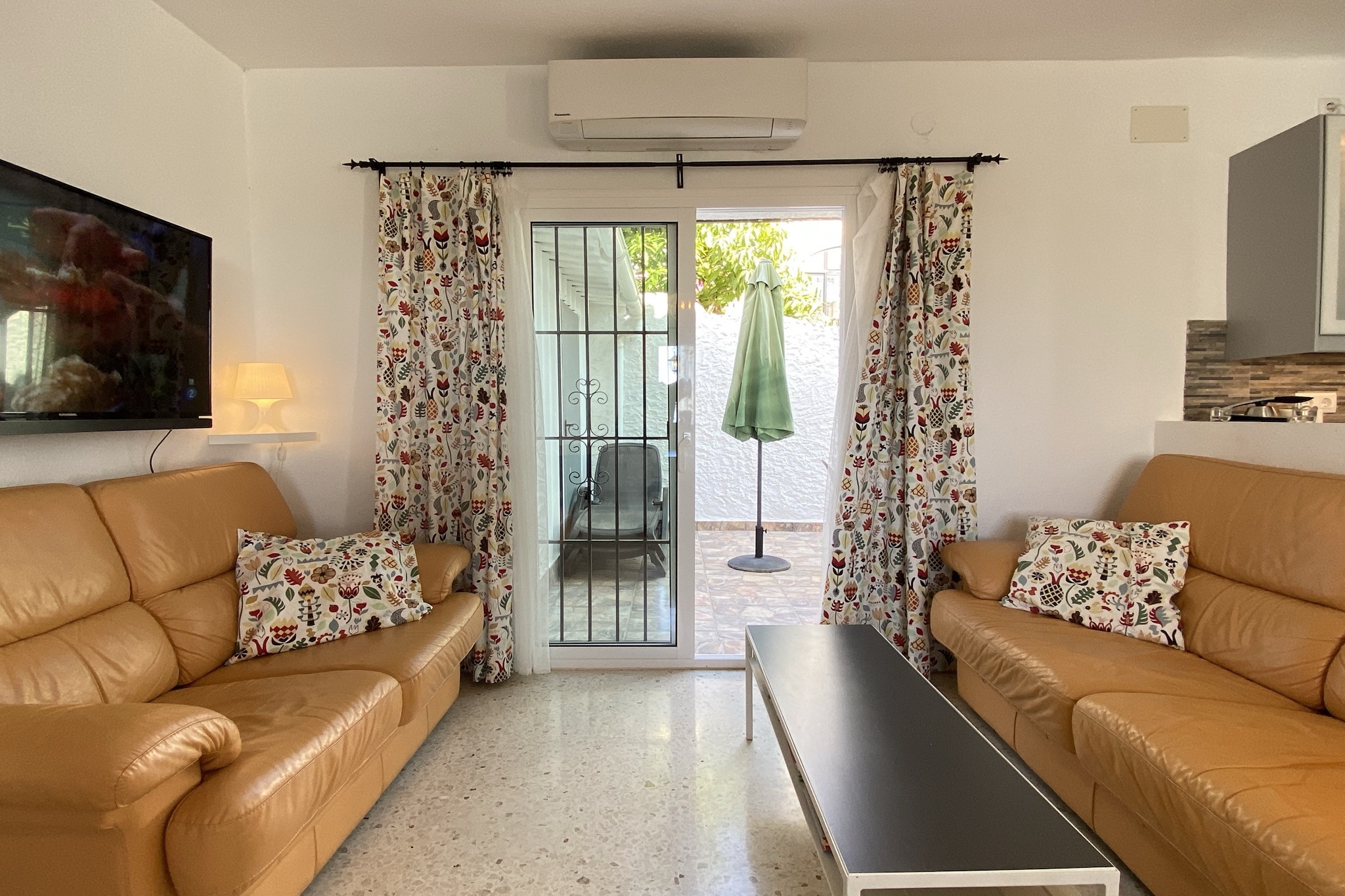 Casa Lovisa Private Pool by Casasol-Living room