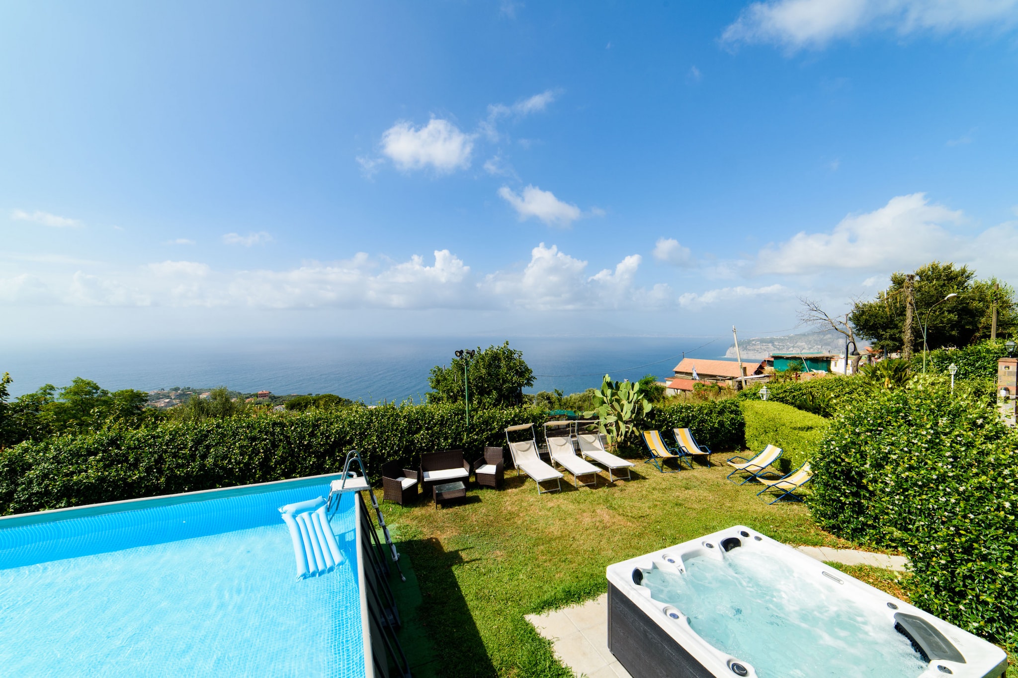 Villa Luisa  Jacuzzi and Pool-Outdoor