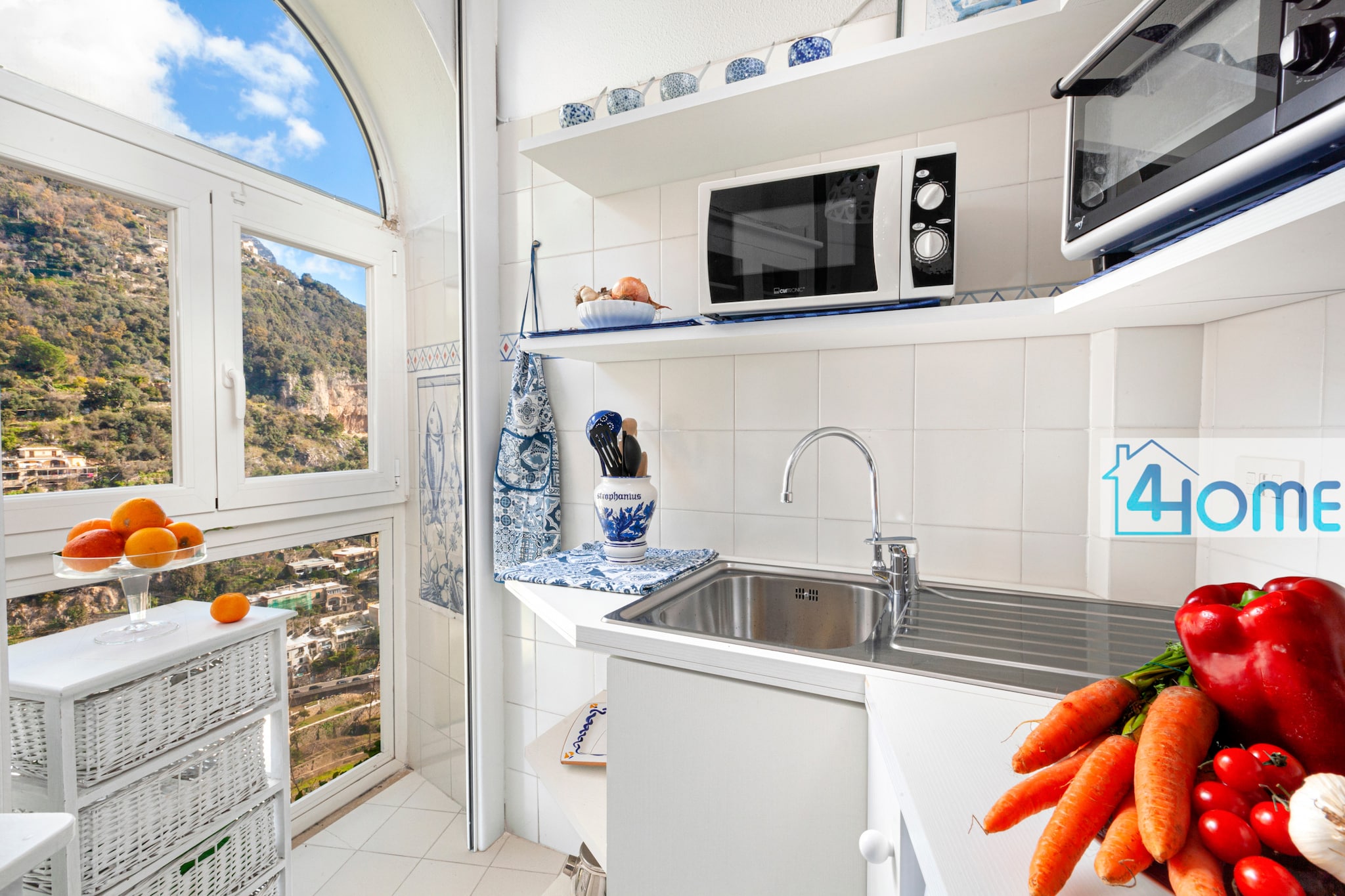Relaxing Positano-Kitchen