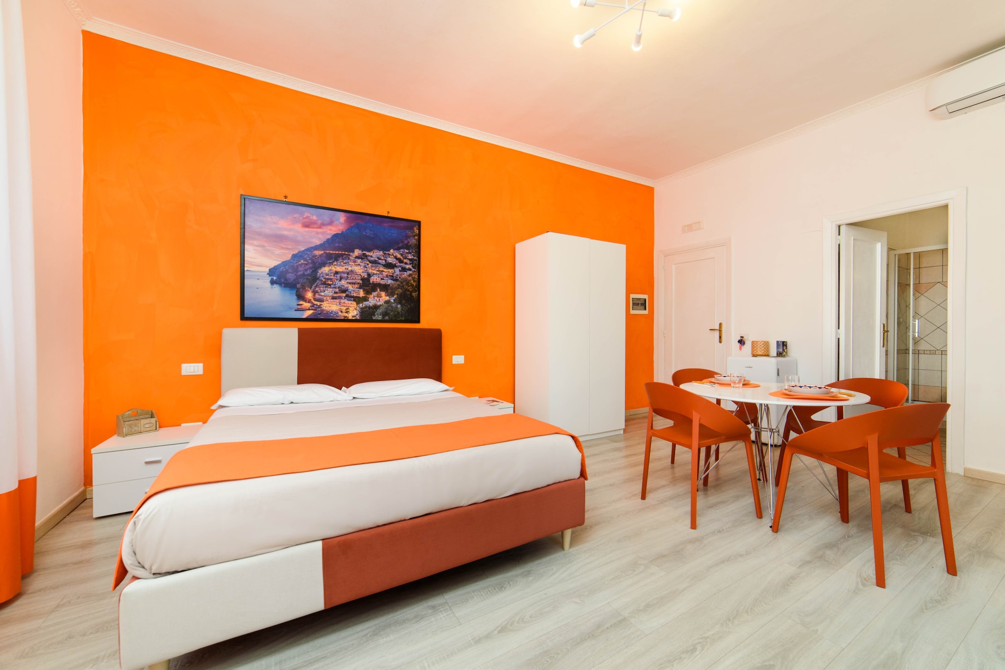 Casa Laura Orange-Bedroom