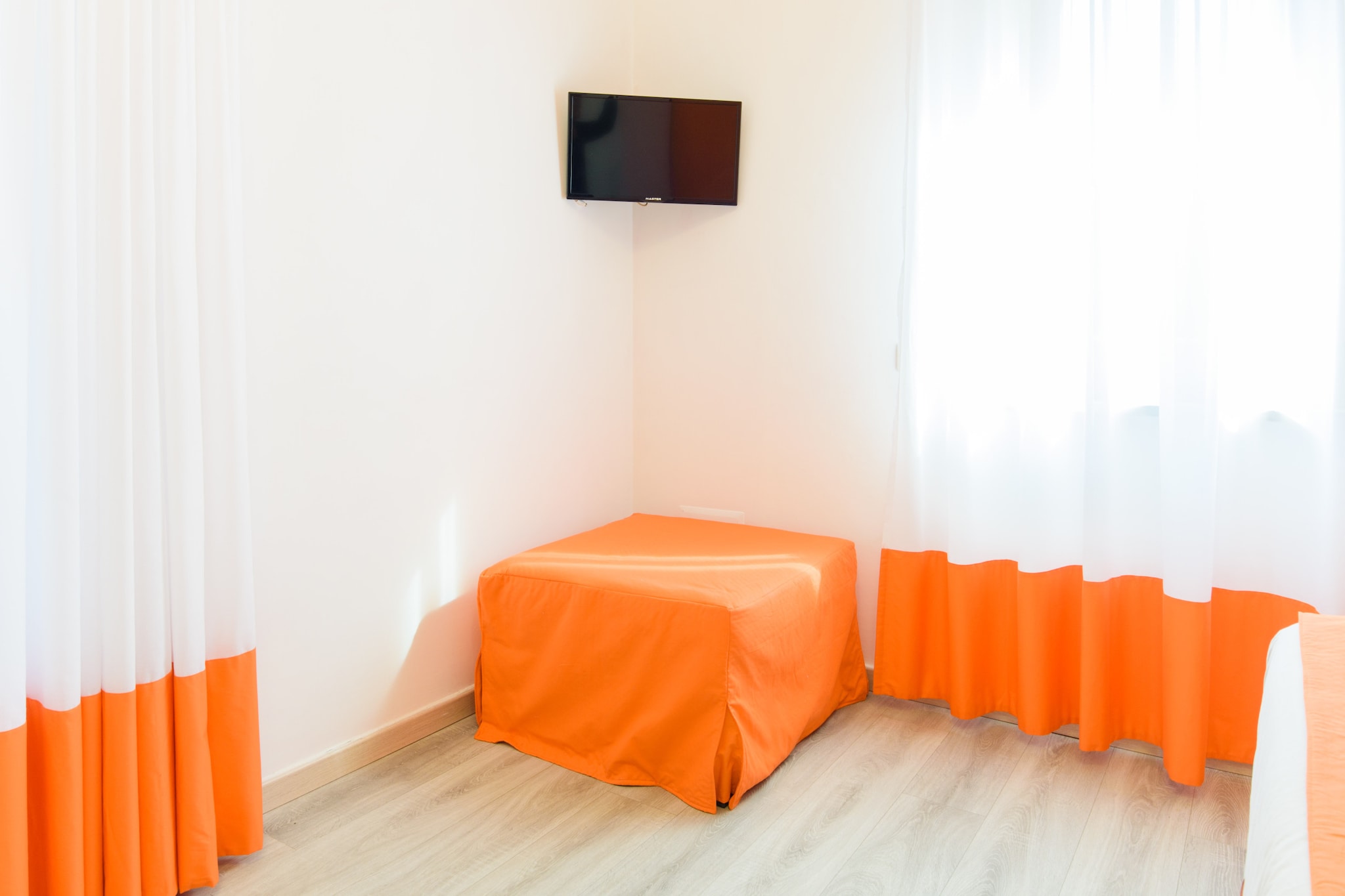 Casa Laura Orange-Living room