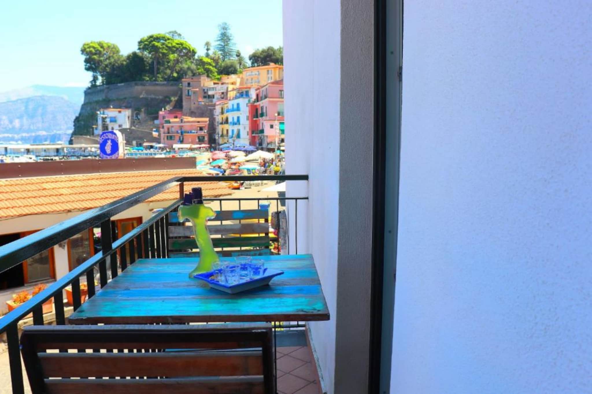 La Grotta Azzurra-Terrasse