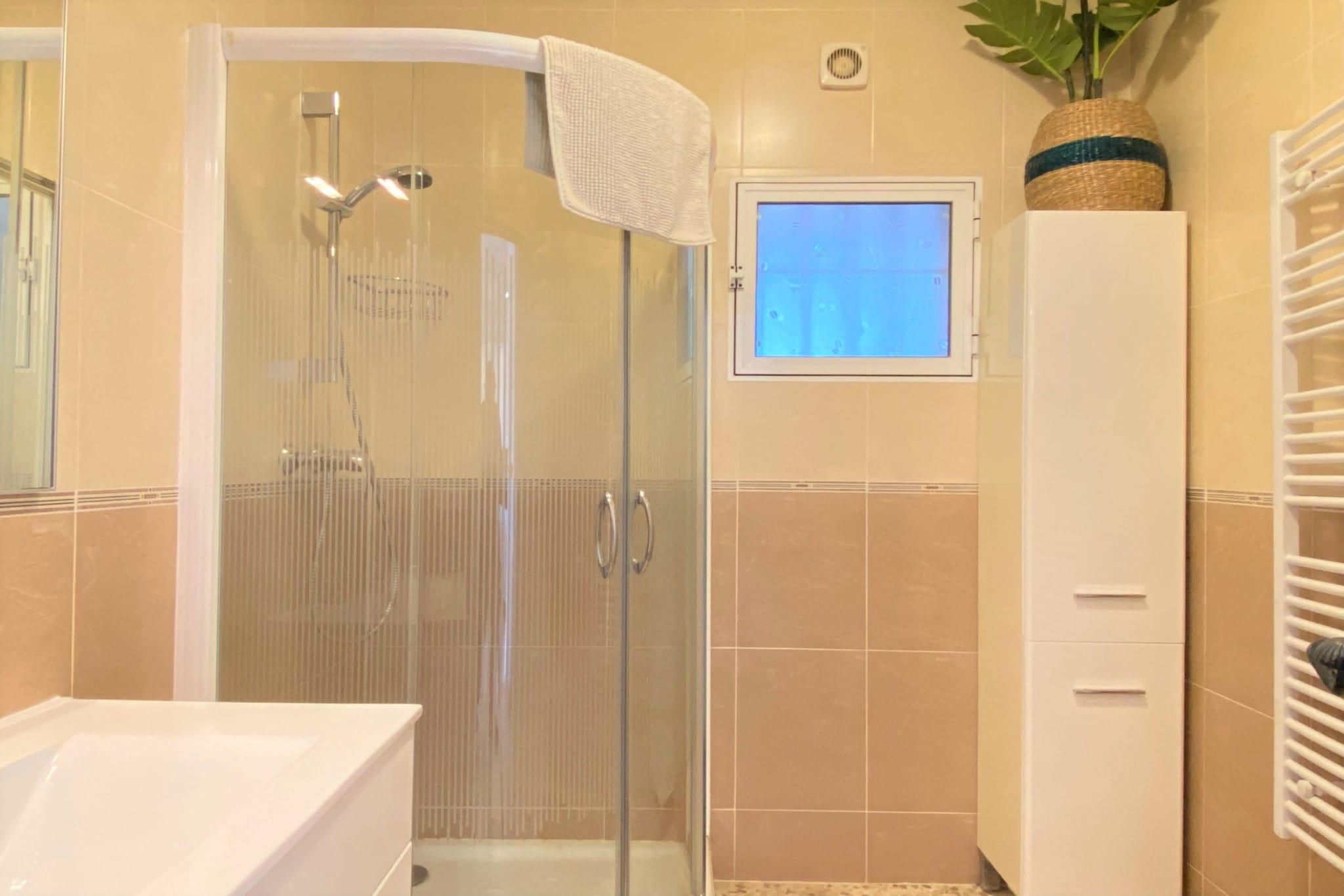 Capistrano Playa 403 by Casasol-Bathroom