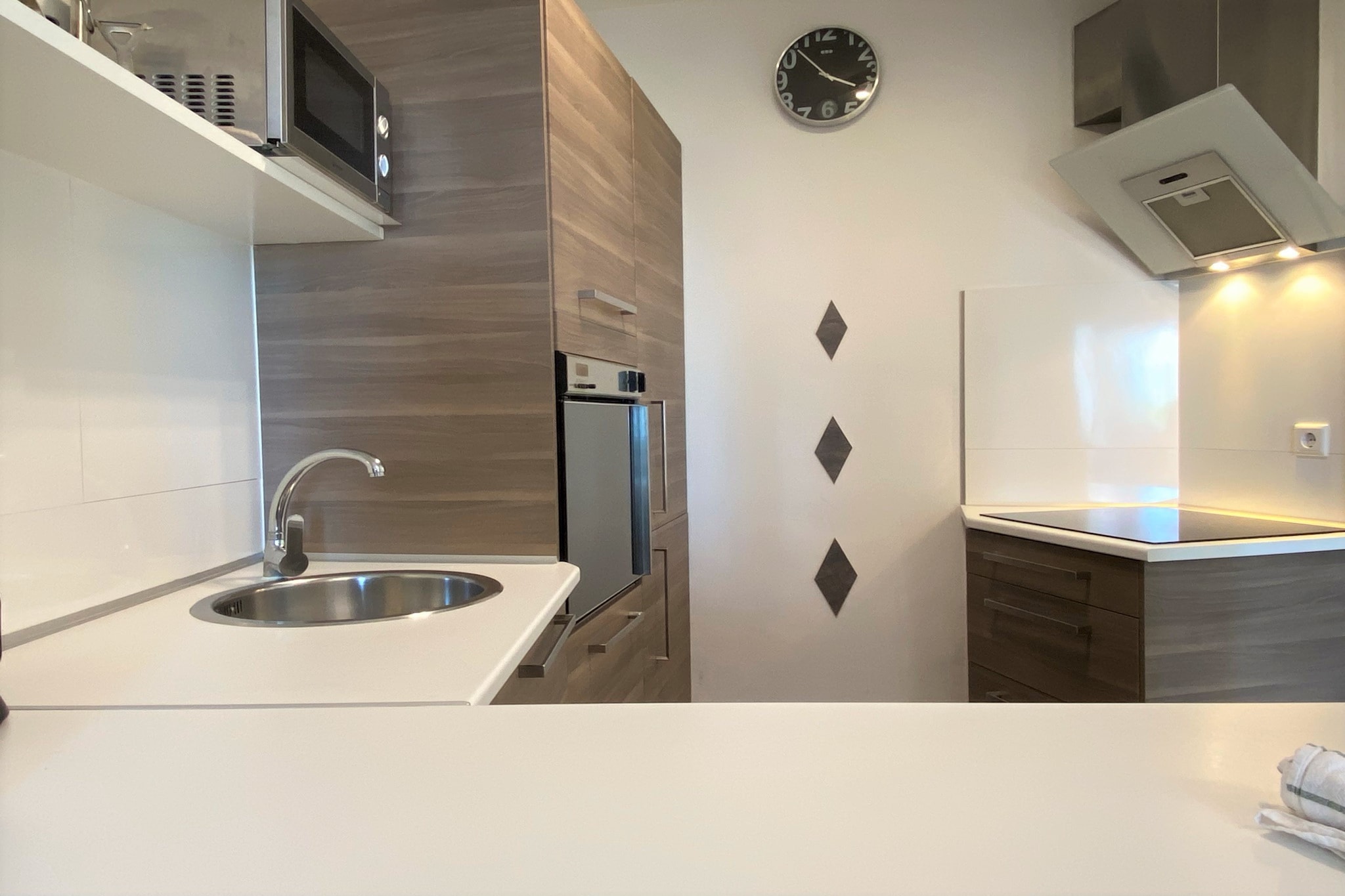 Stella Maris Beachfront 1A by Casasol-Kitchen