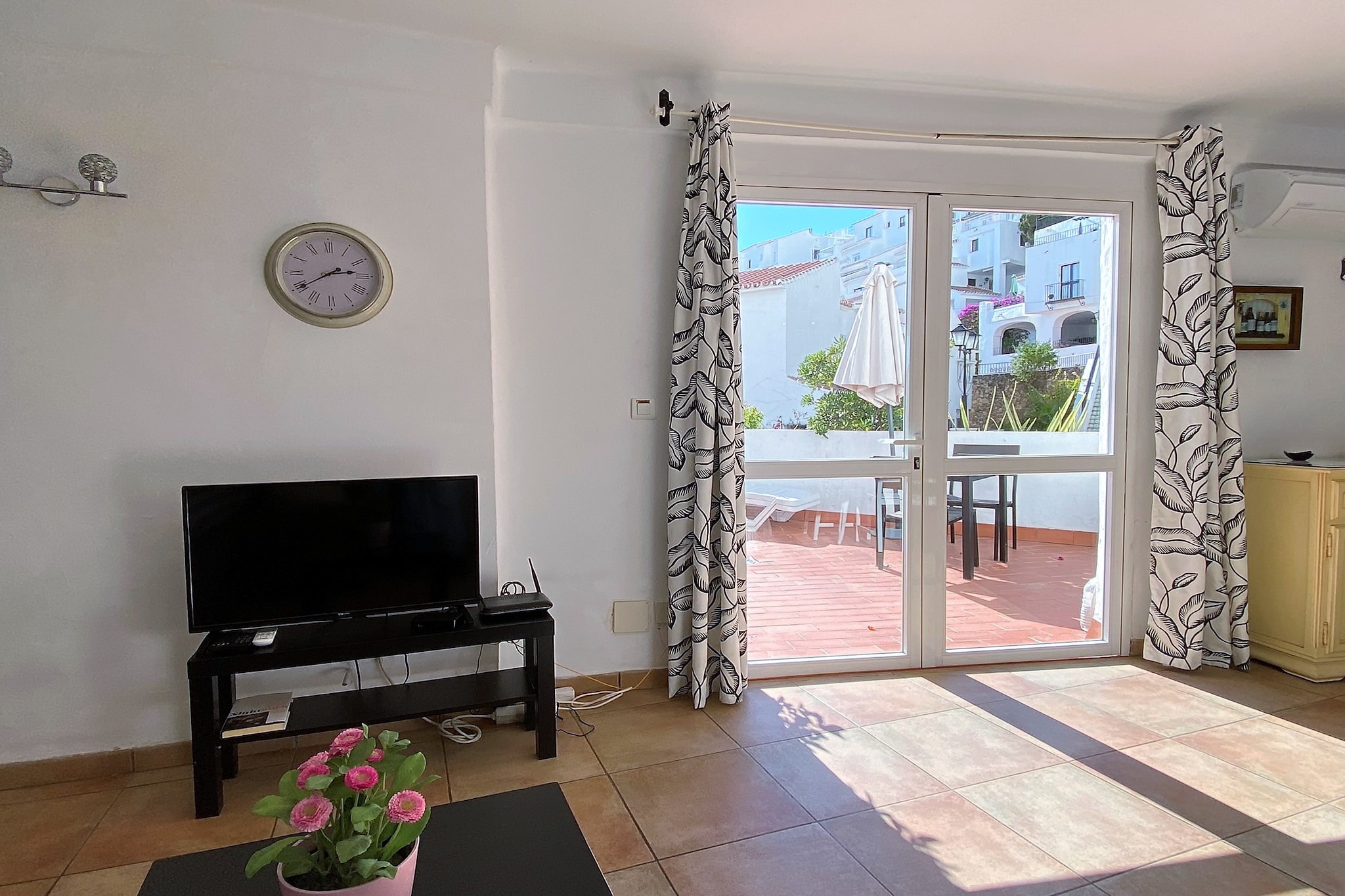 Capistrano Playa 116 by Casasol-Living room