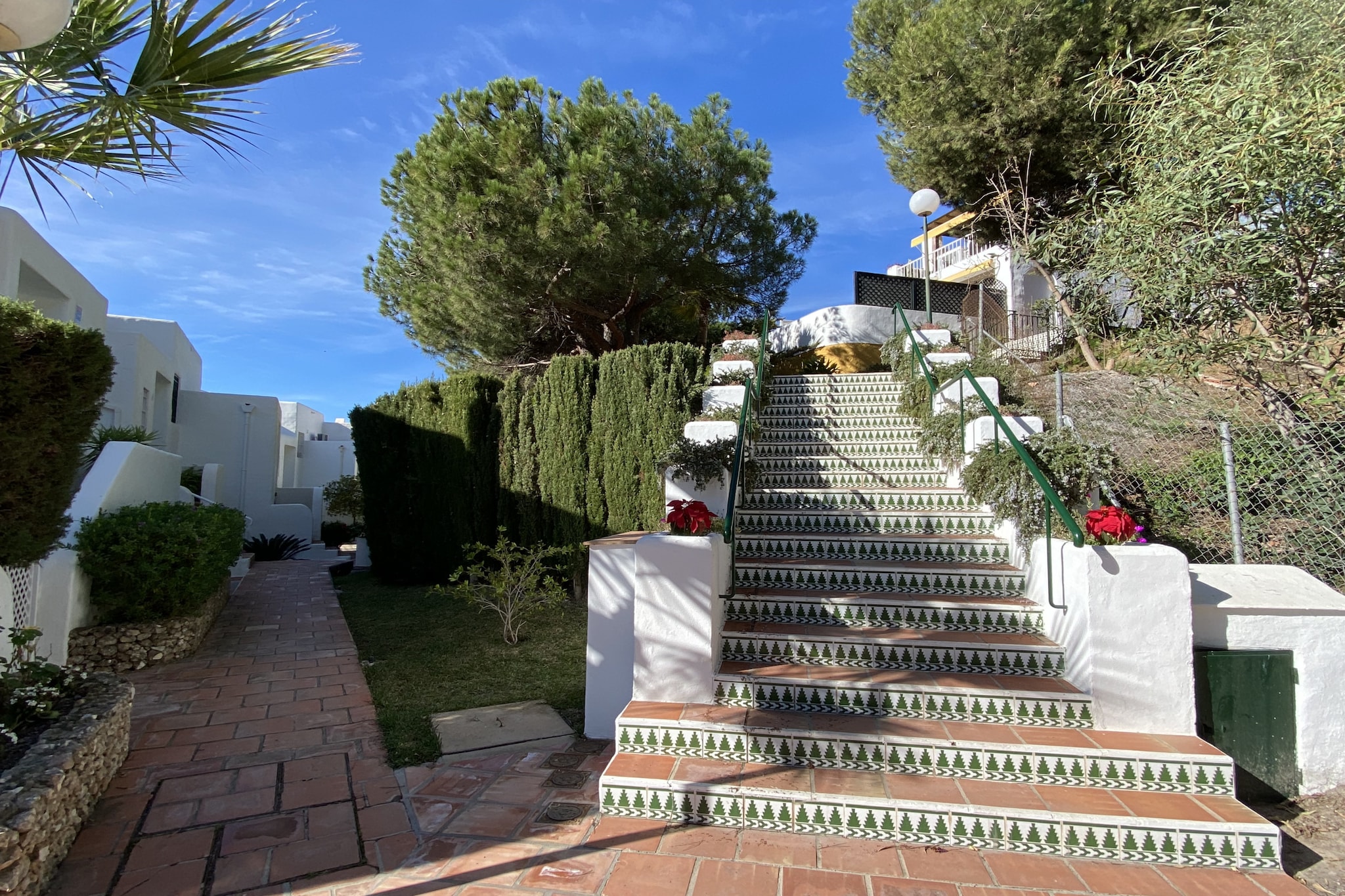 Paraiso Blanco 16A Apartments by Casasol