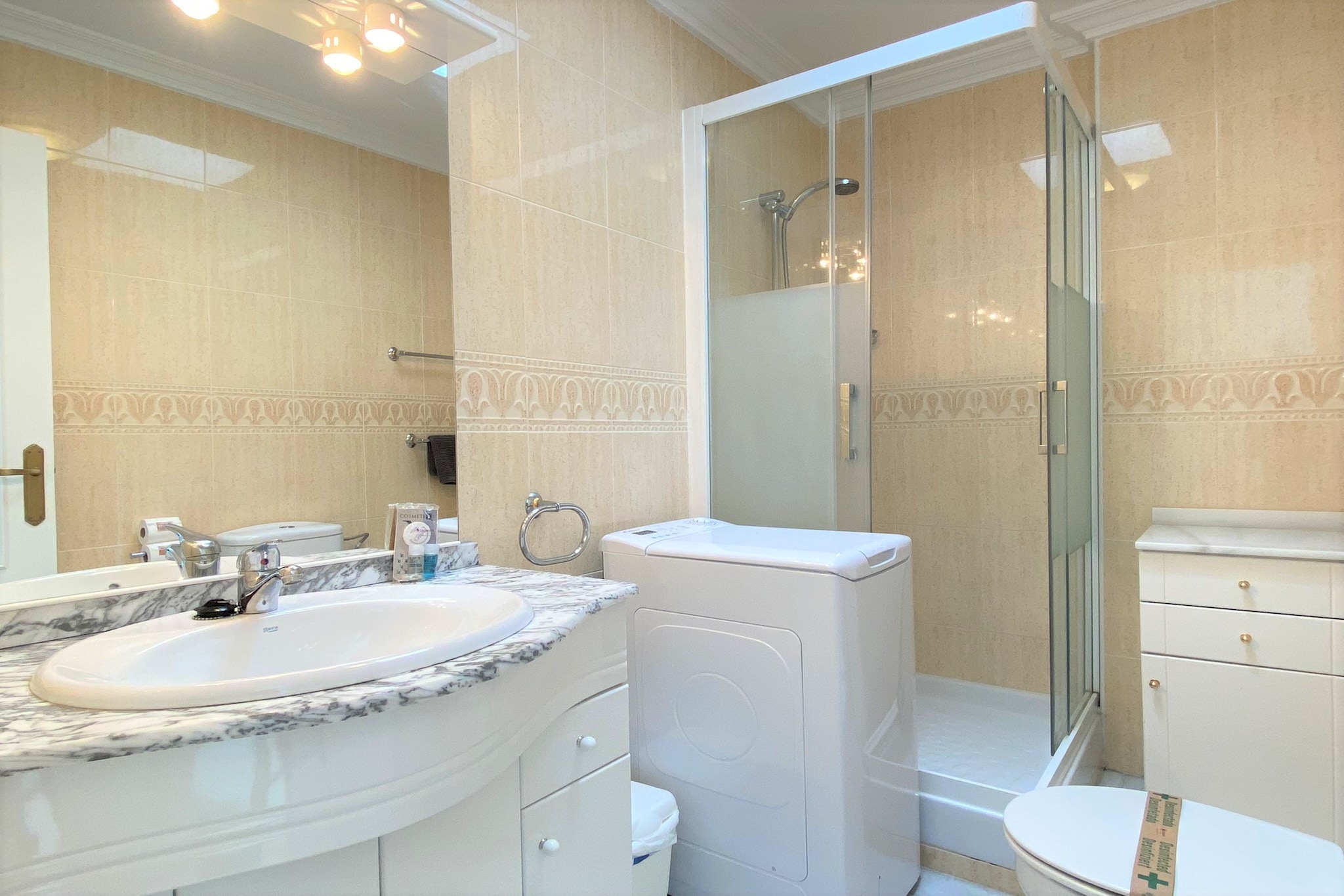 Fuentesol 15 Casa Lindblad by Casasol-Salle de bain
