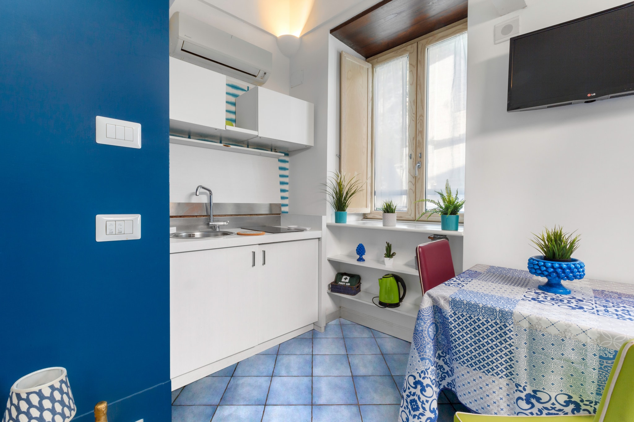 Casa Meta Blu S-Kitchen