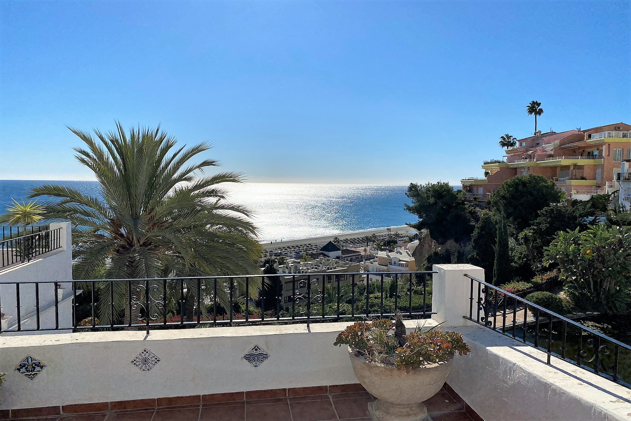Capistrano Playa 206 by Casasol-Terrasse