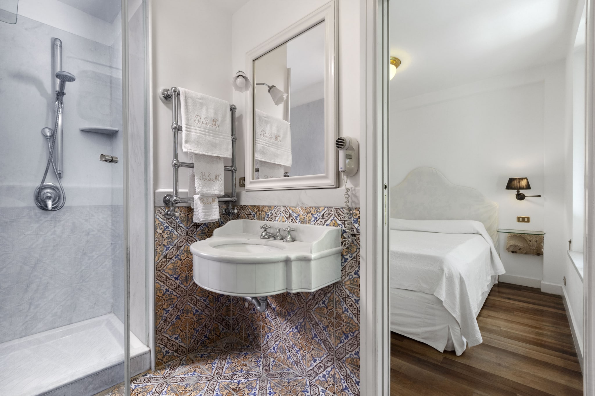 Villa Le Camelie-Bathroom