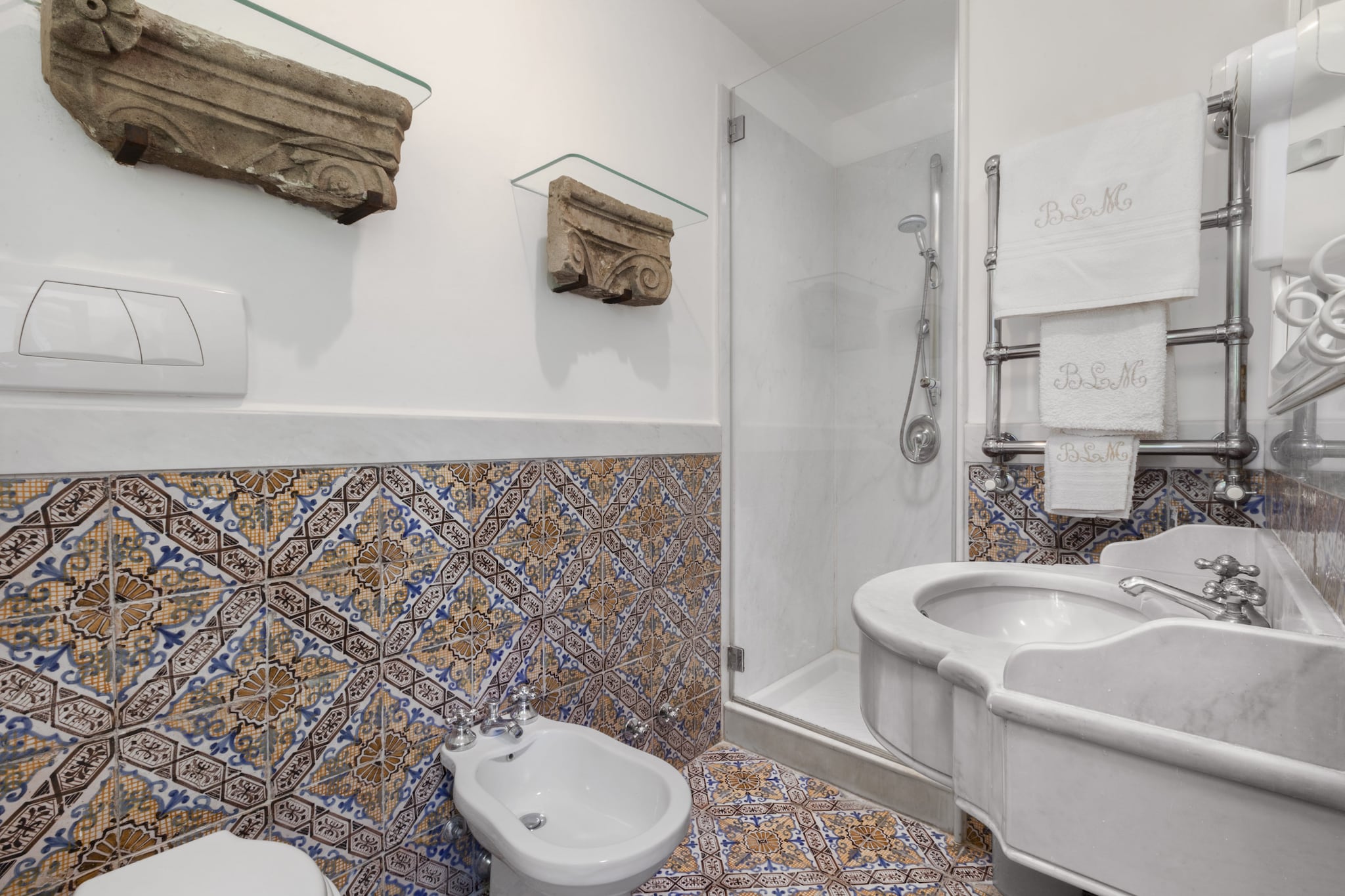 Villa Le Camelie-Bathroom