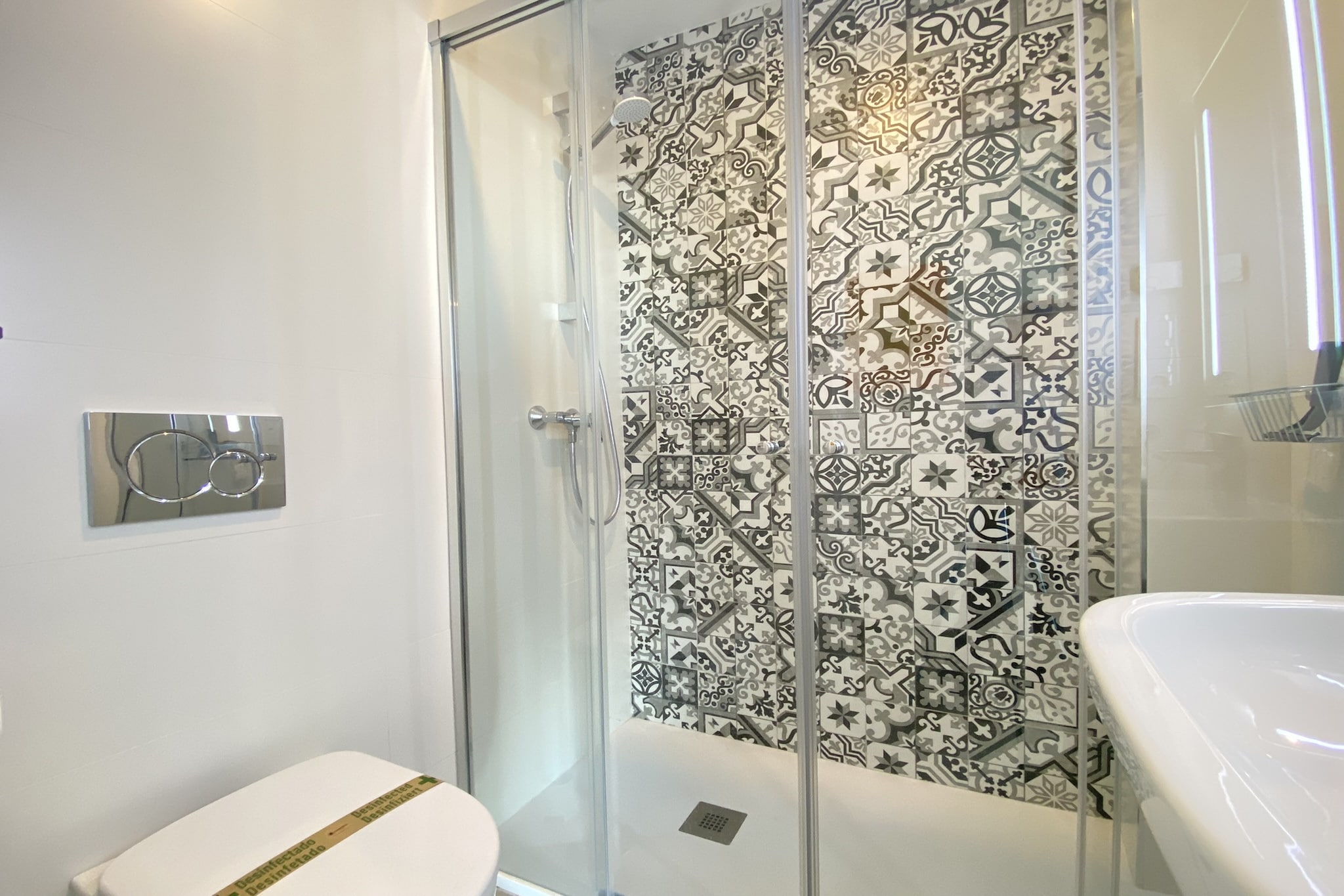Balcon del Mar Seaview 115 by Casasol-Salle de bain