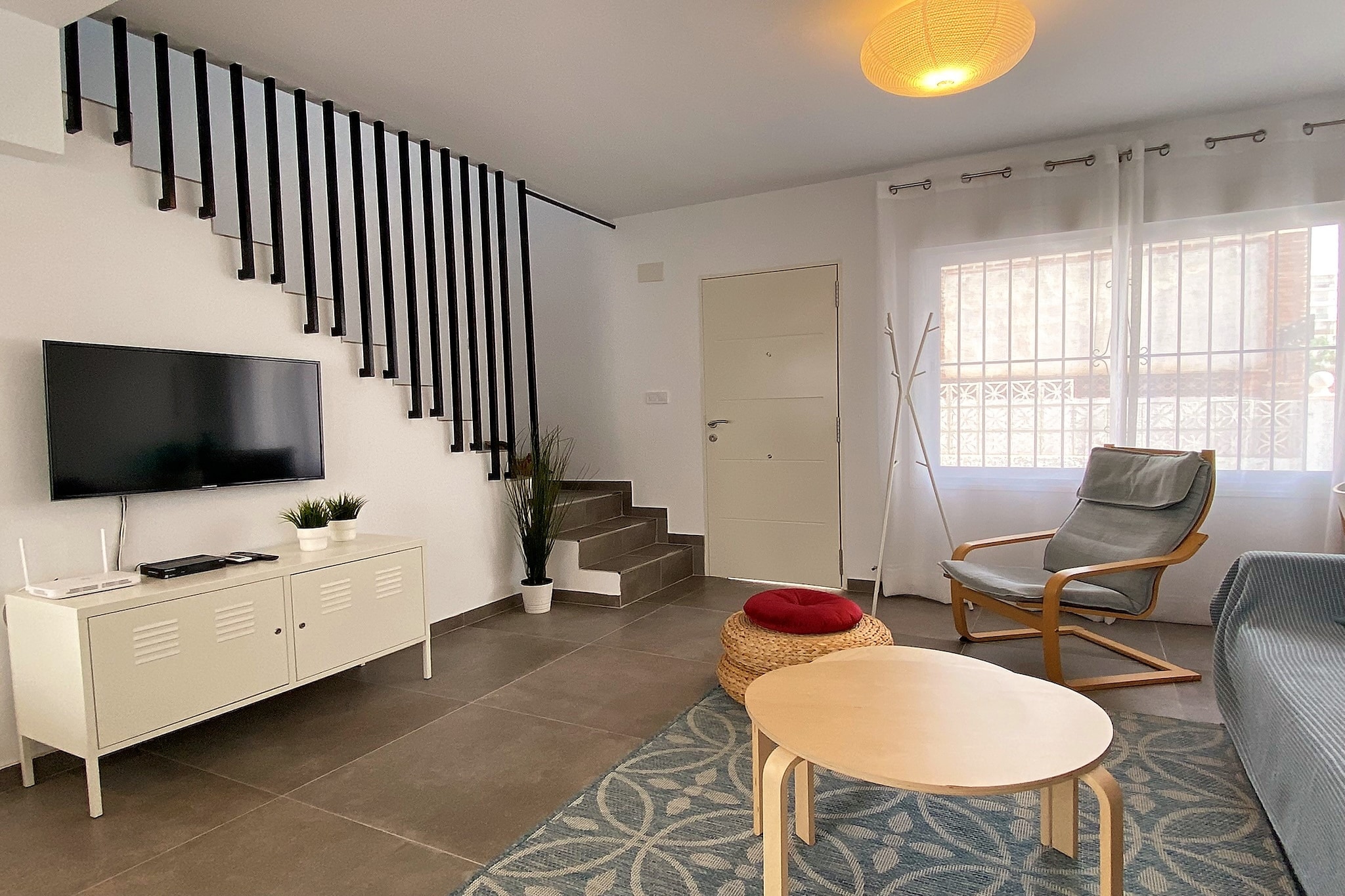 Casa Los Tejares by Casasol-Living room