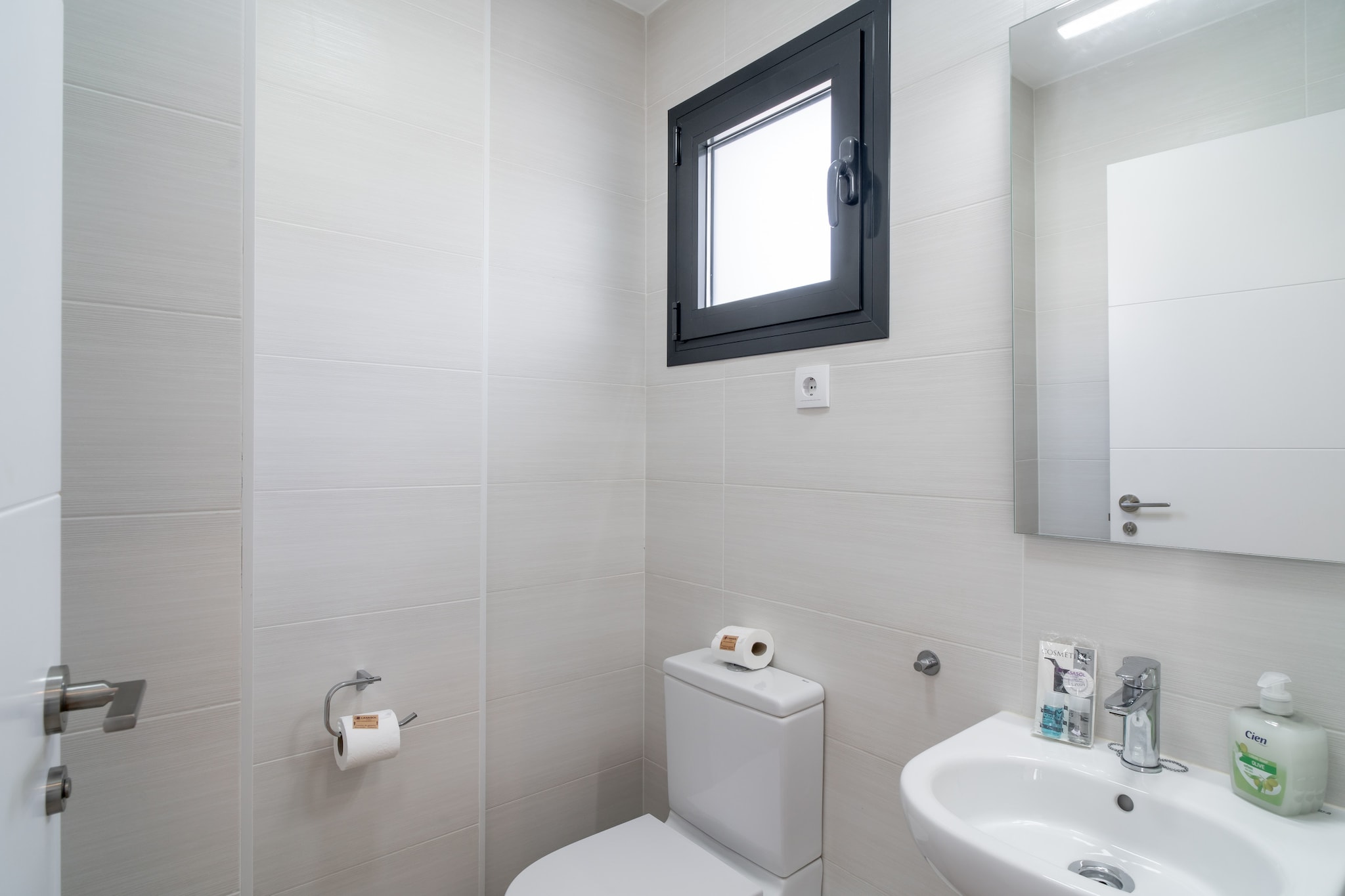 Villa Premium Los Mangos by Casasol-Bathroom