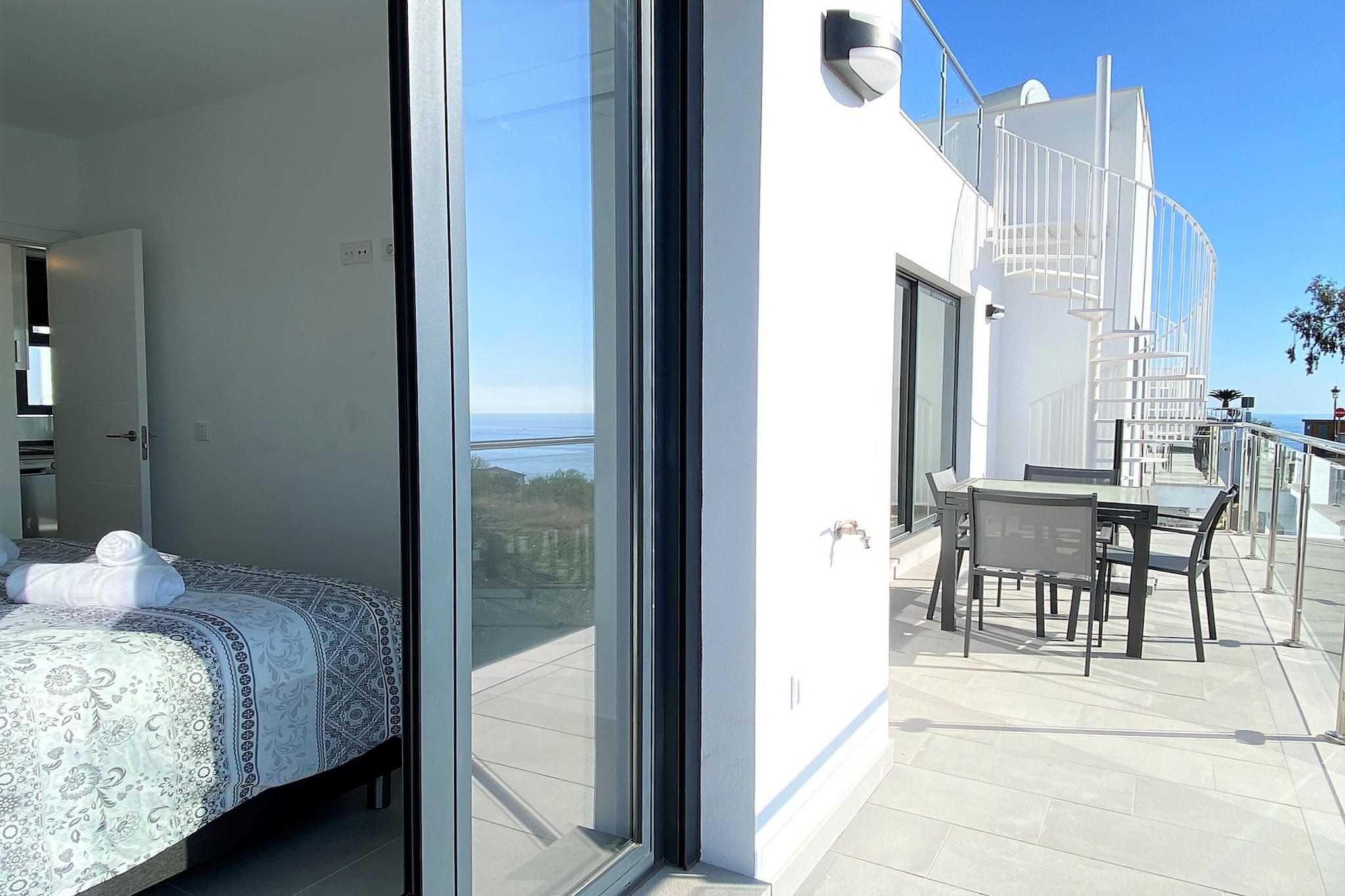 Penthouse Balcon del Mar 124 by Casasol-Terrassenbalkon
