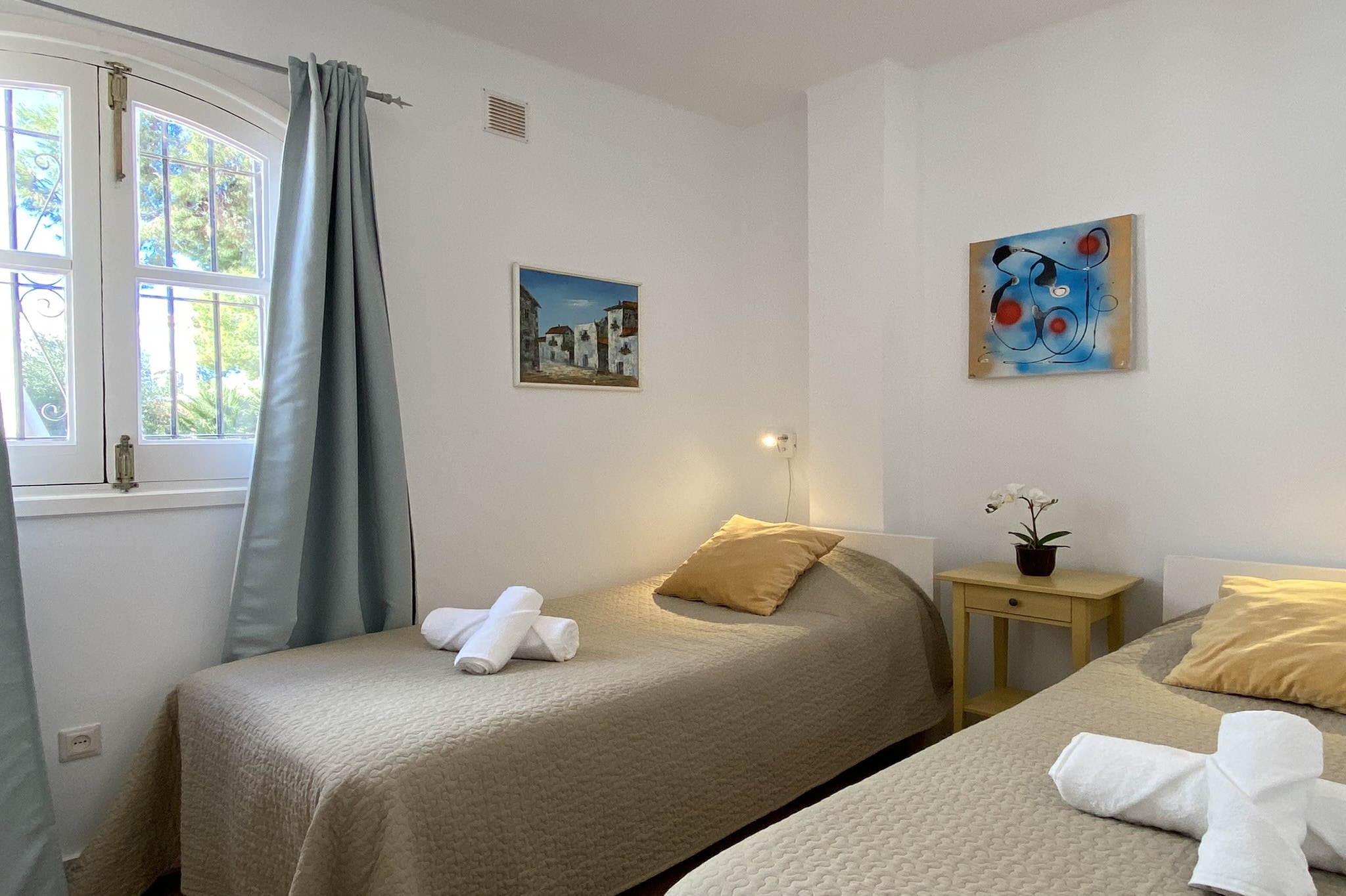 Capuchinos 42 San Juan Capistrano by Casasol-Chambre