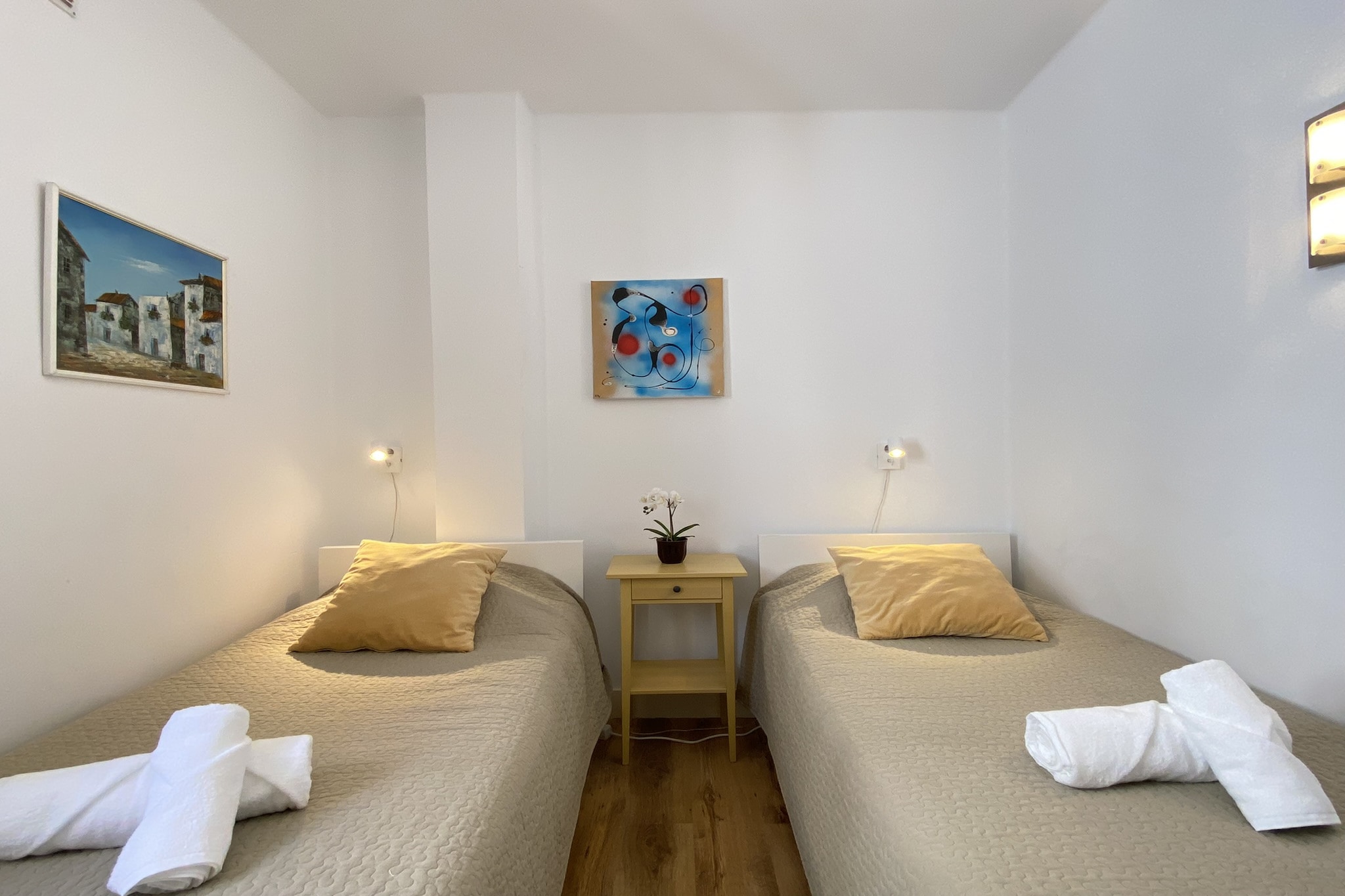 Capuchinos 42 San Juan Capistrano by Casasol-Chambre