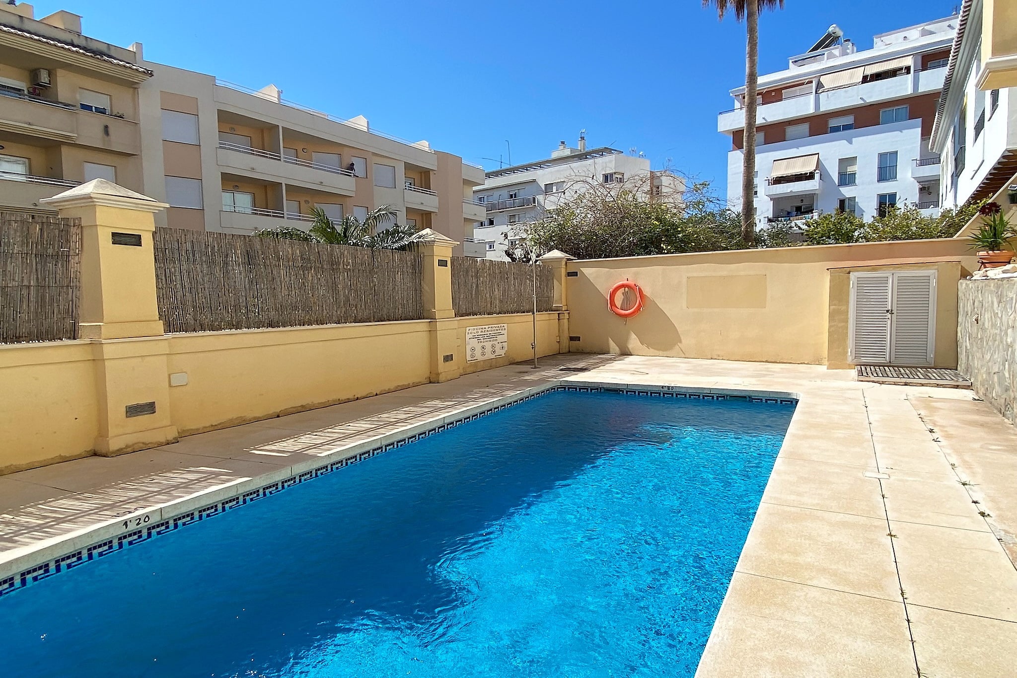 Triton Urban Apartment by Casasol-Pool