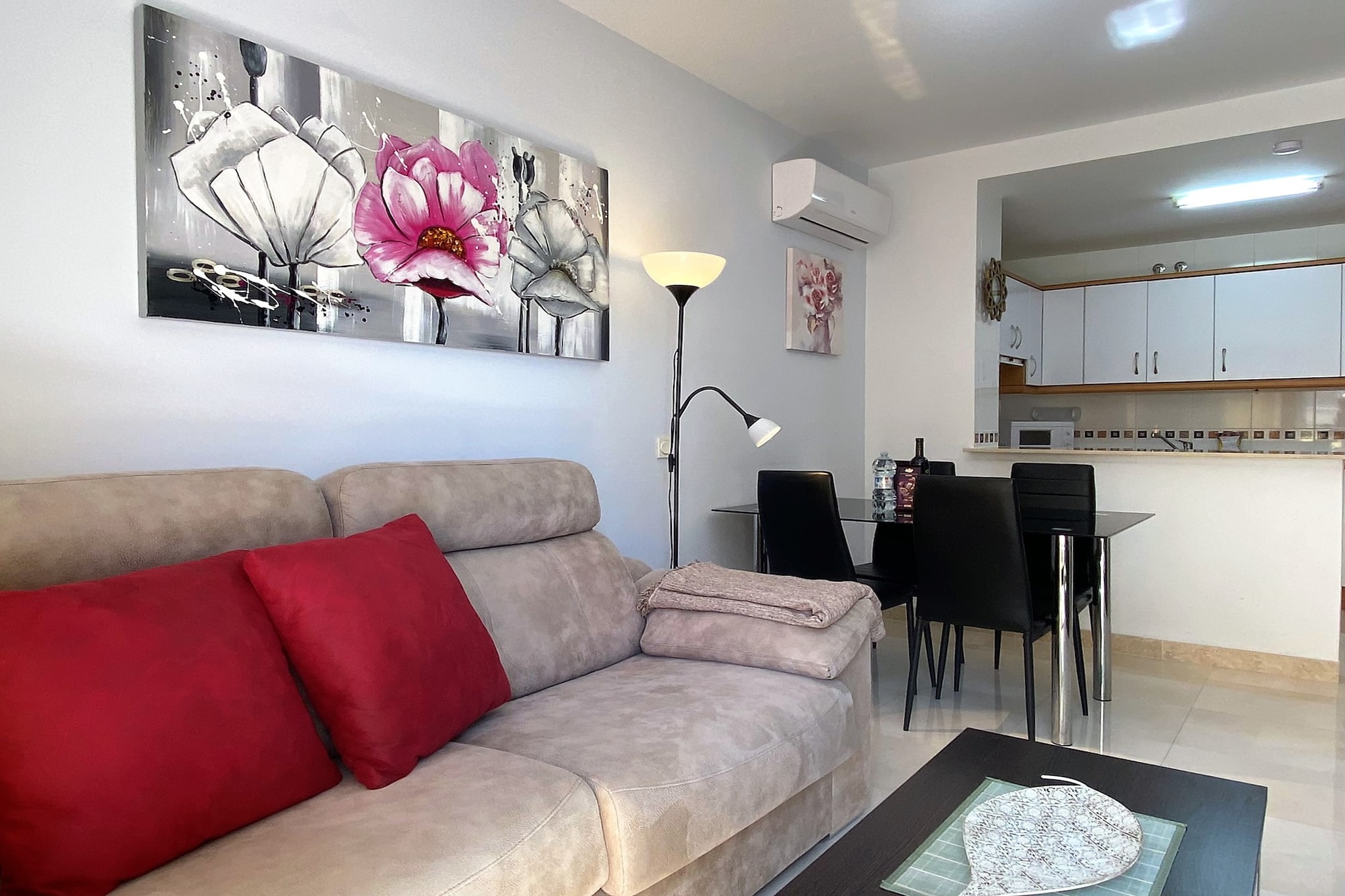 Triton Urban Apartment by Casasol-Living room