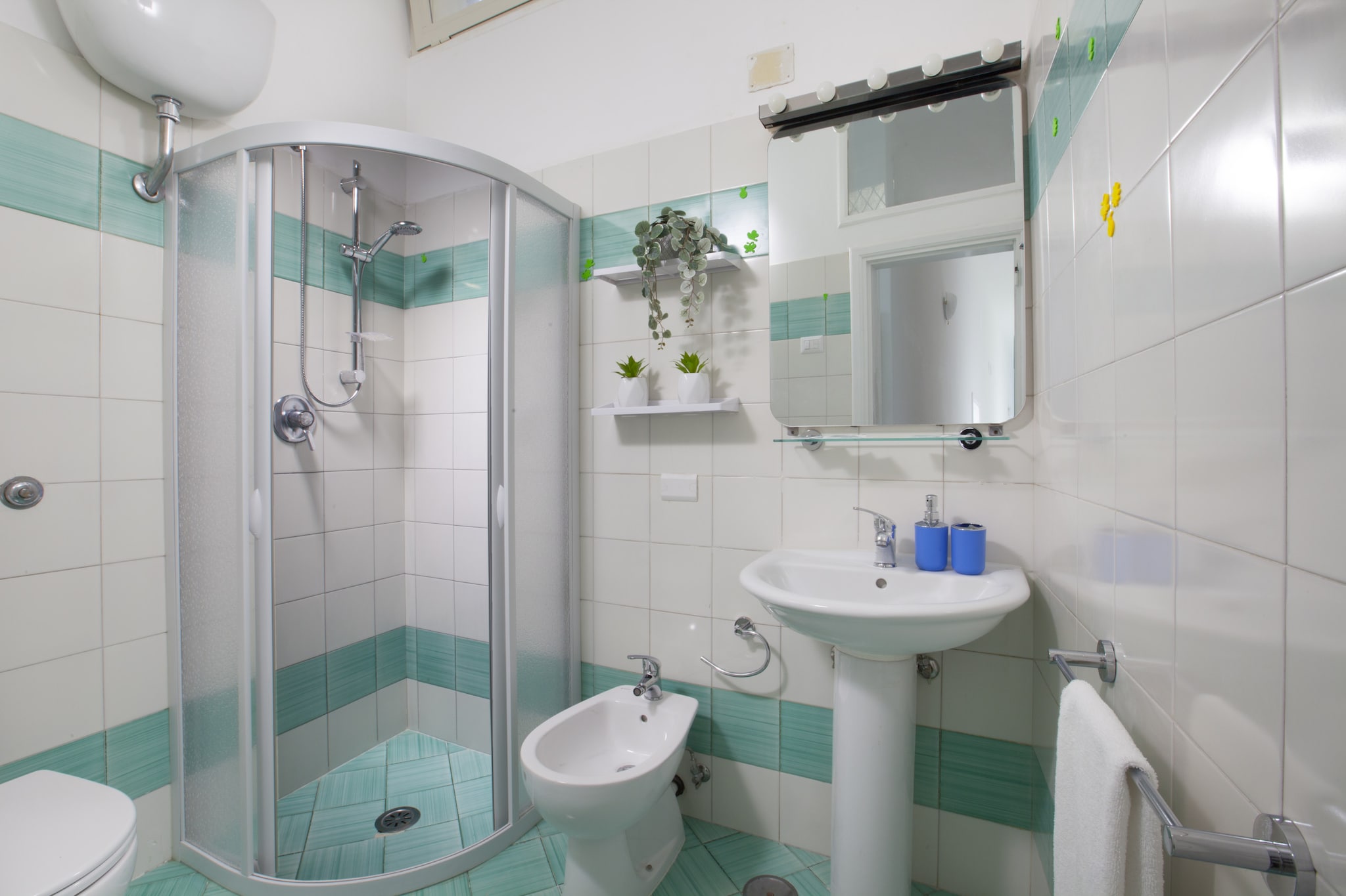 Maison Jenny-Bathroom