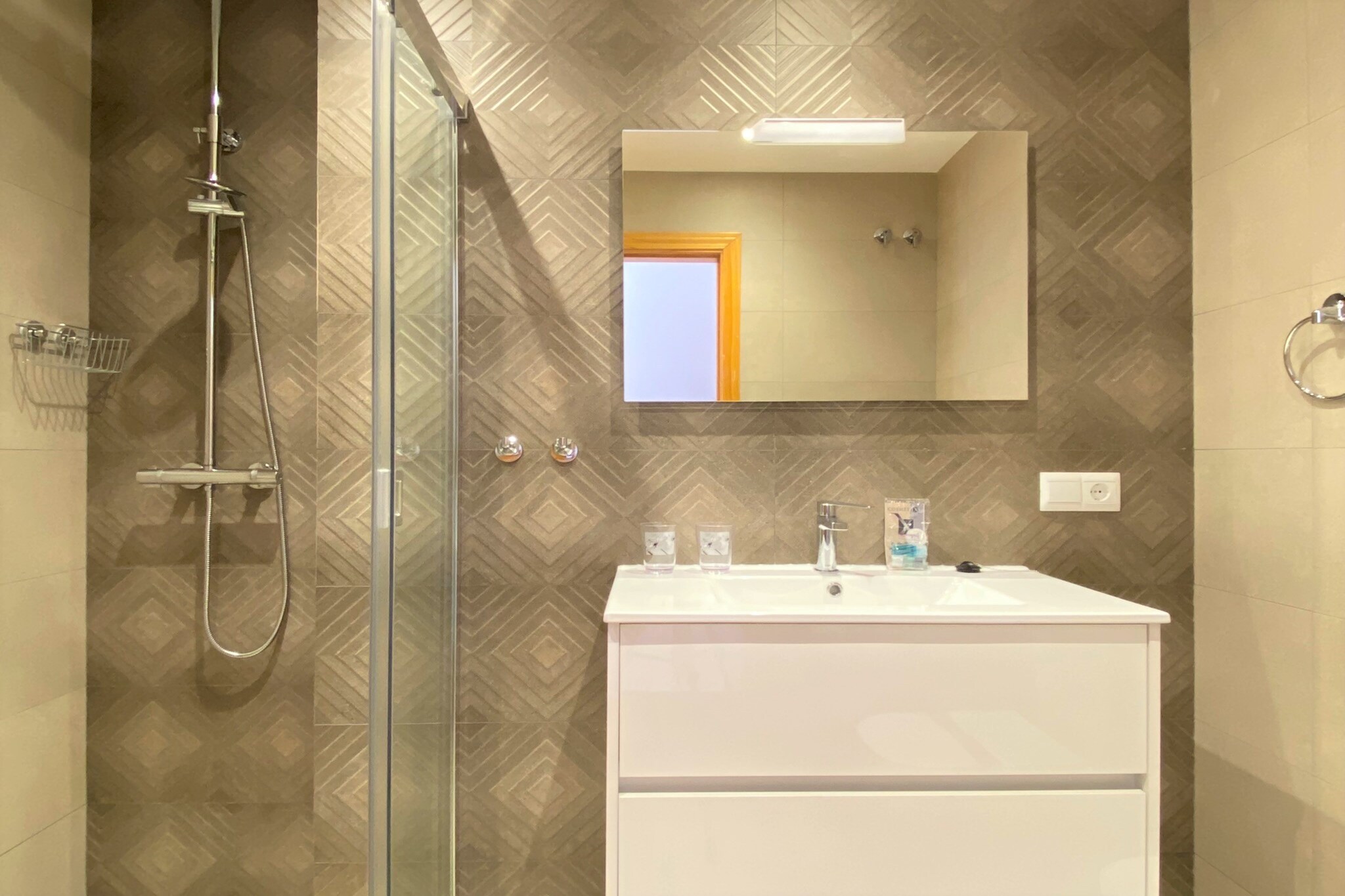 Valparaiso 1B Burriana Beach by Casasol-Bathroom