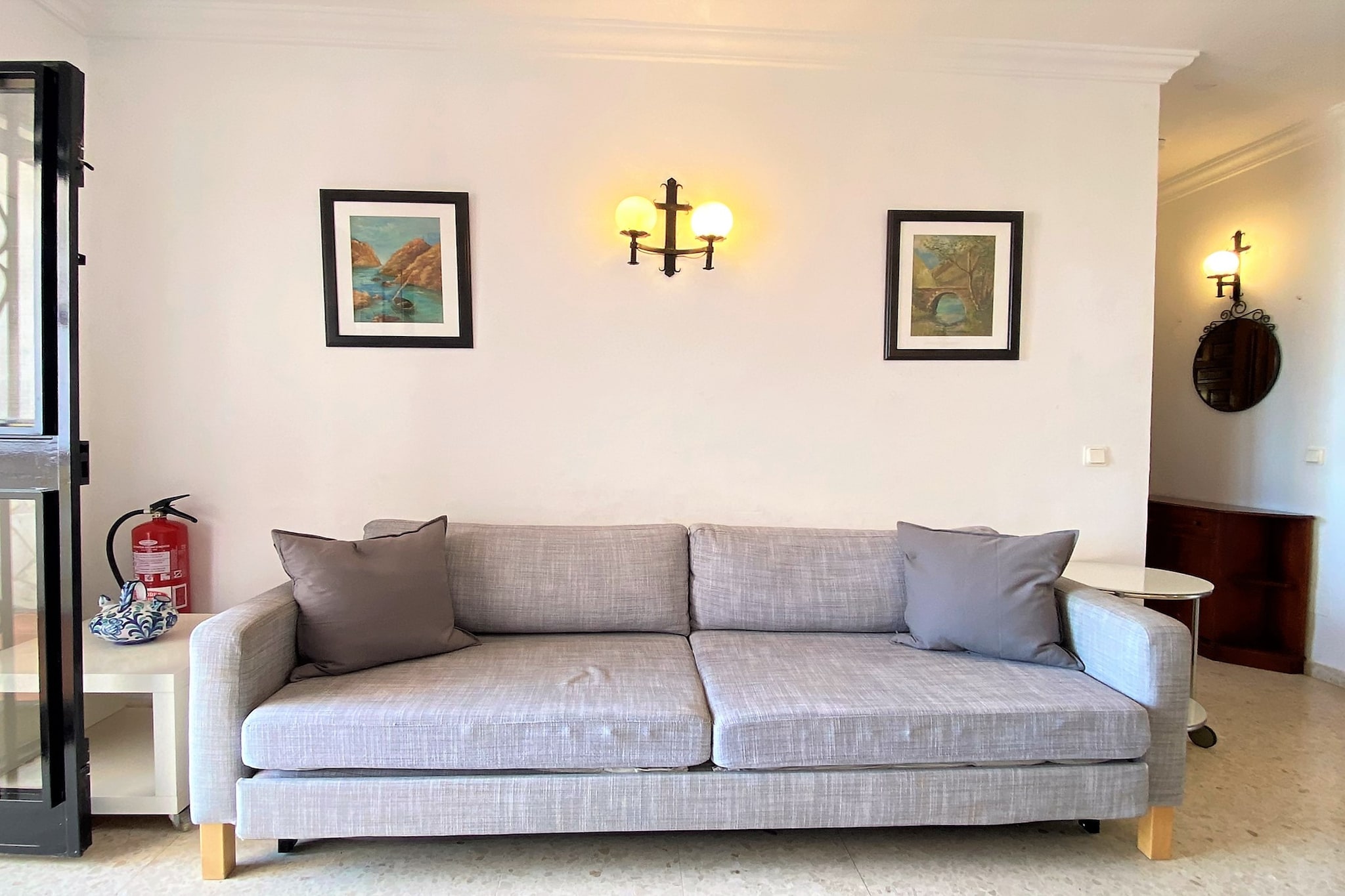 Capuchinos 85 San Juan Capistrano by Casasol-Salon