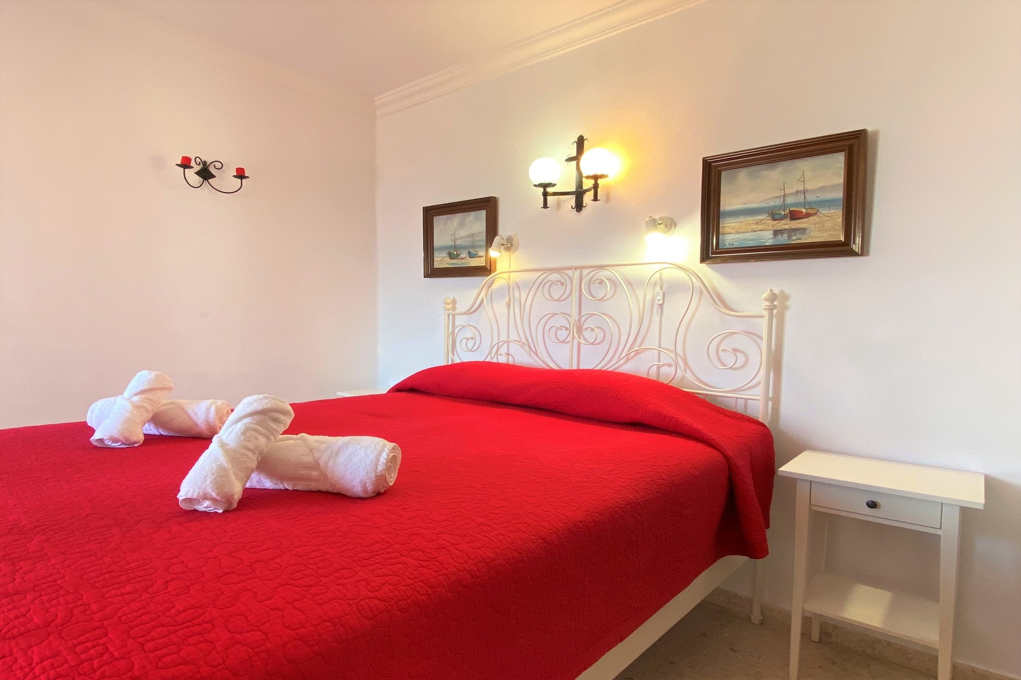 Capuchinos 85 San Juan Capistrano by Casasol-Chambre