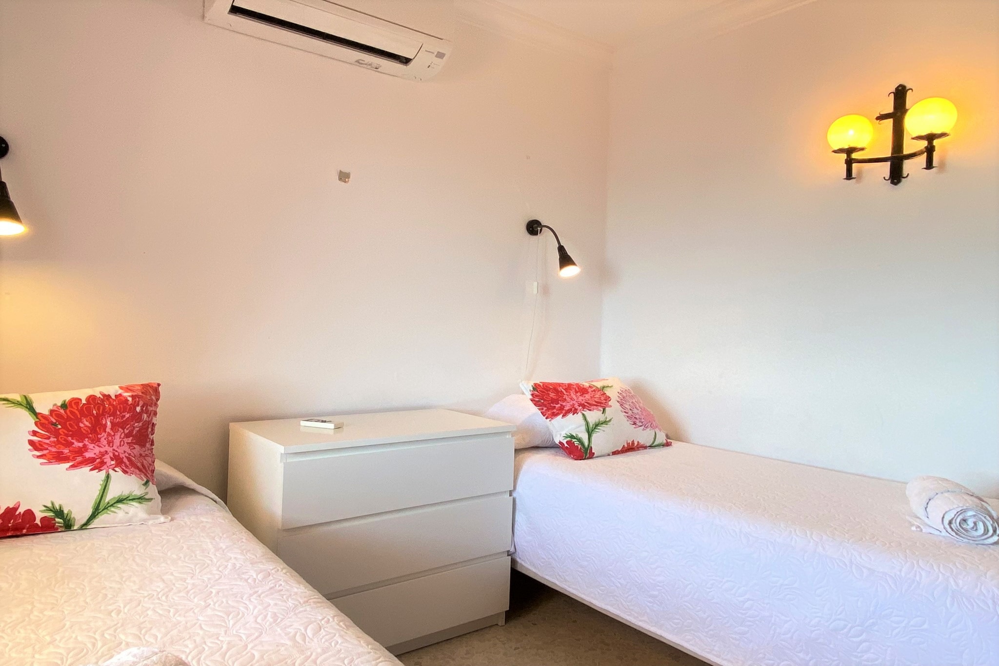 Capuchinos 85 San Juan Capistrano by Casasol-Chambre