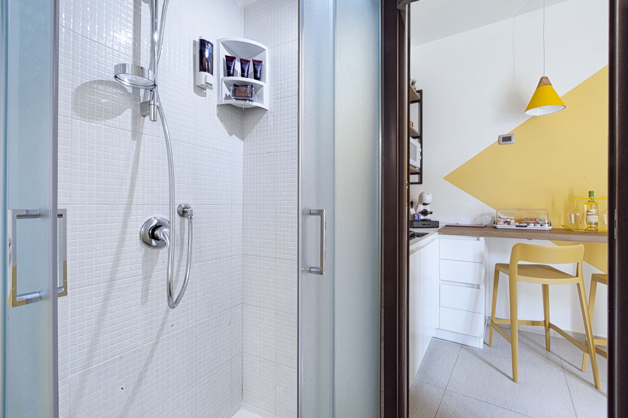 Casa Cristina Yellow-Badkamer