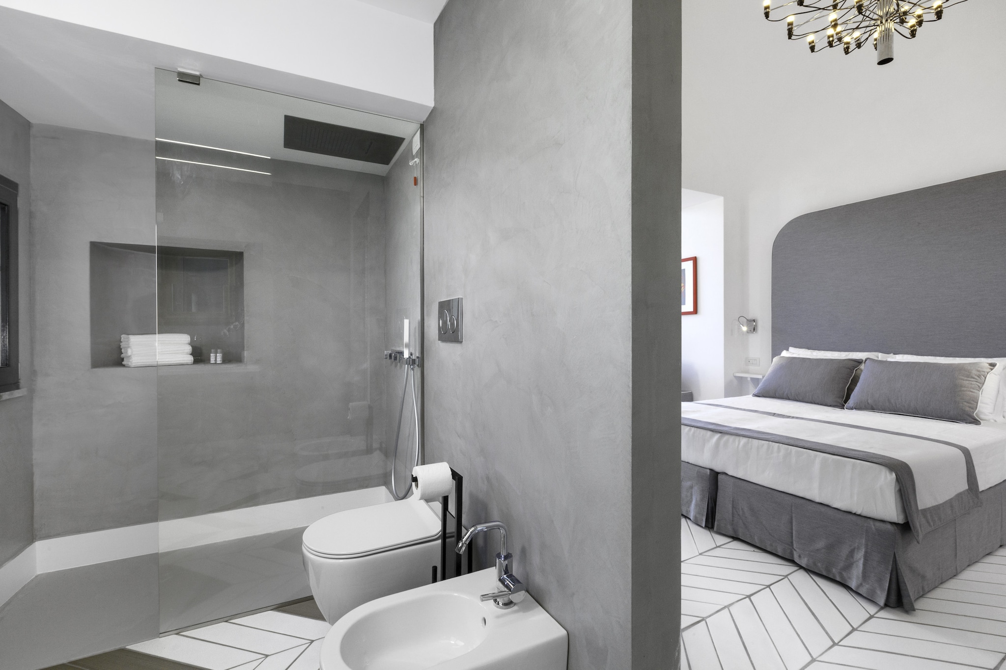 Iommella luxury rooms: ACCARDI-Bathroom