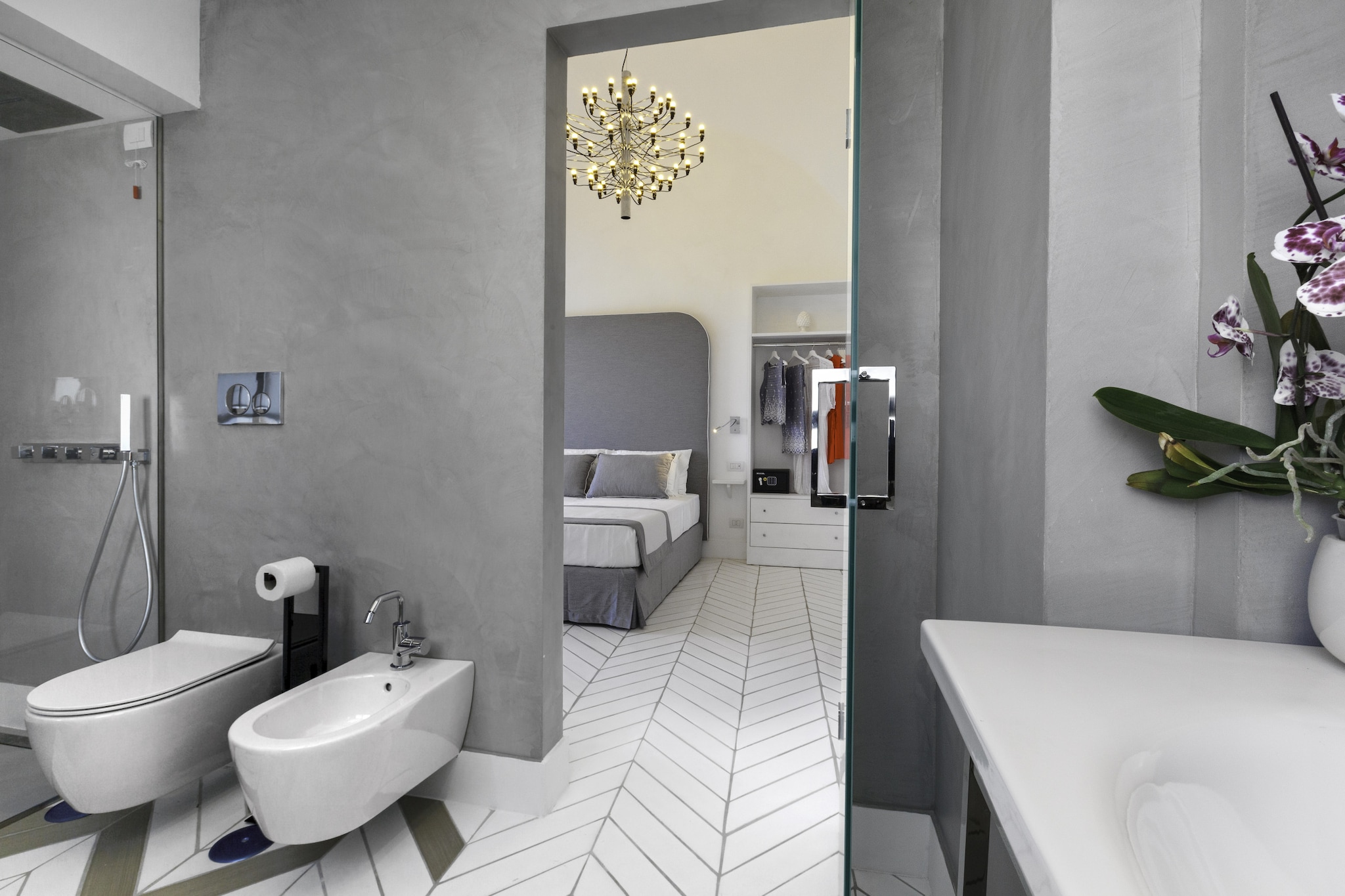 Iommella luxury rooms: ACCARDI-Bathroom