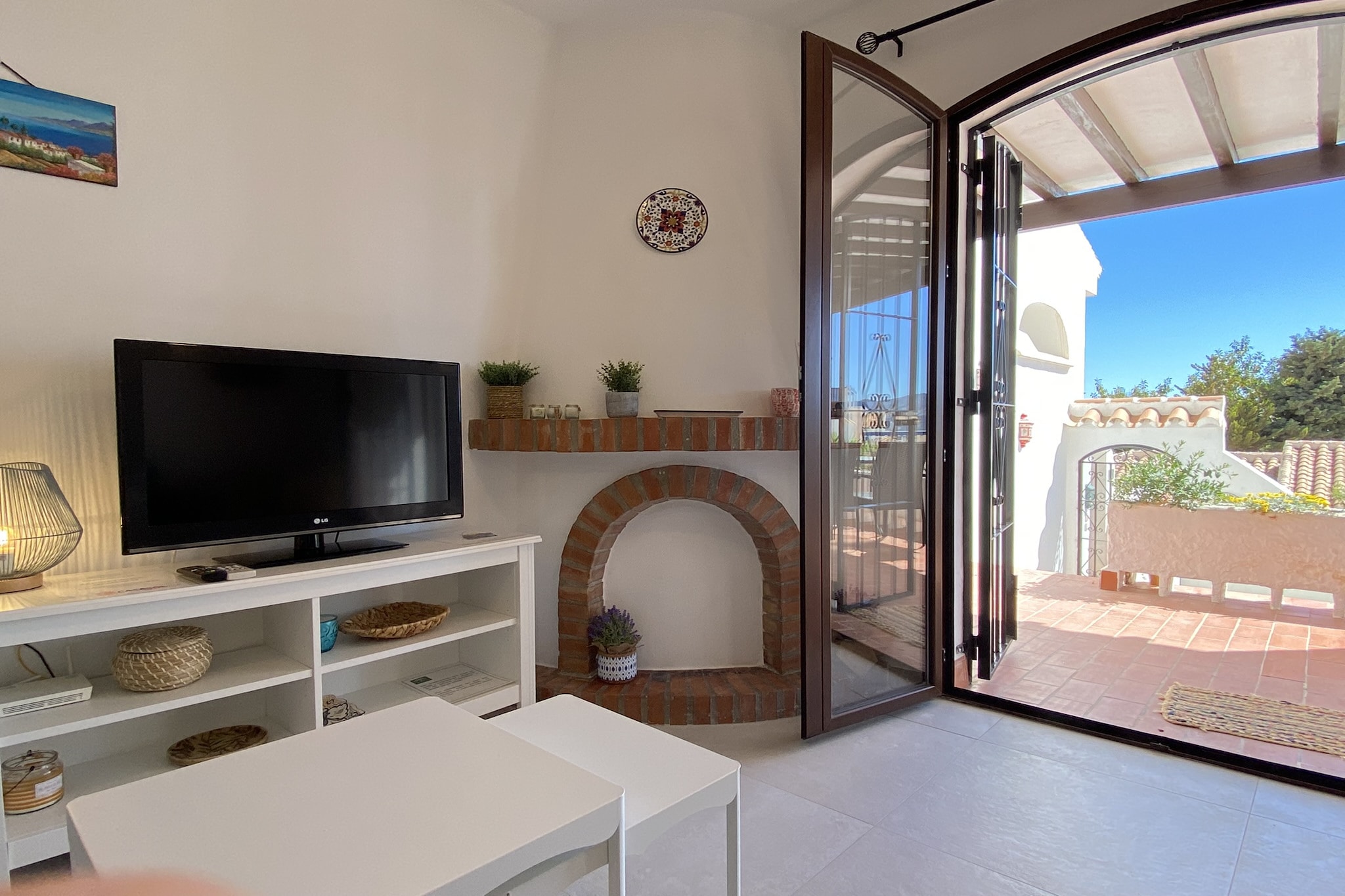 Capuchinos 56 San Juan Capistrano by Casasol-Salon