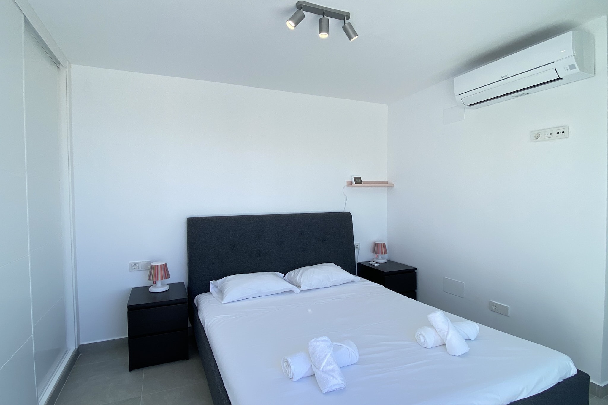 Penthouse Balcon del Mar Deluxe 3 by Casasol-Schlafzimmer