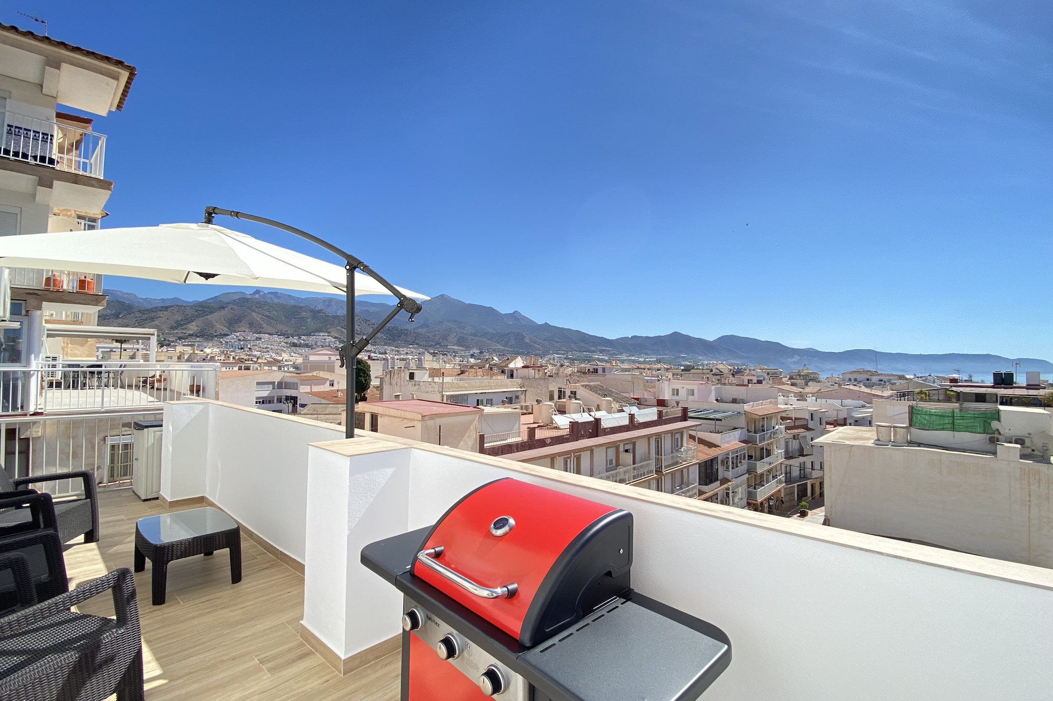 Centro Life Seaview by Casasol-Terrace