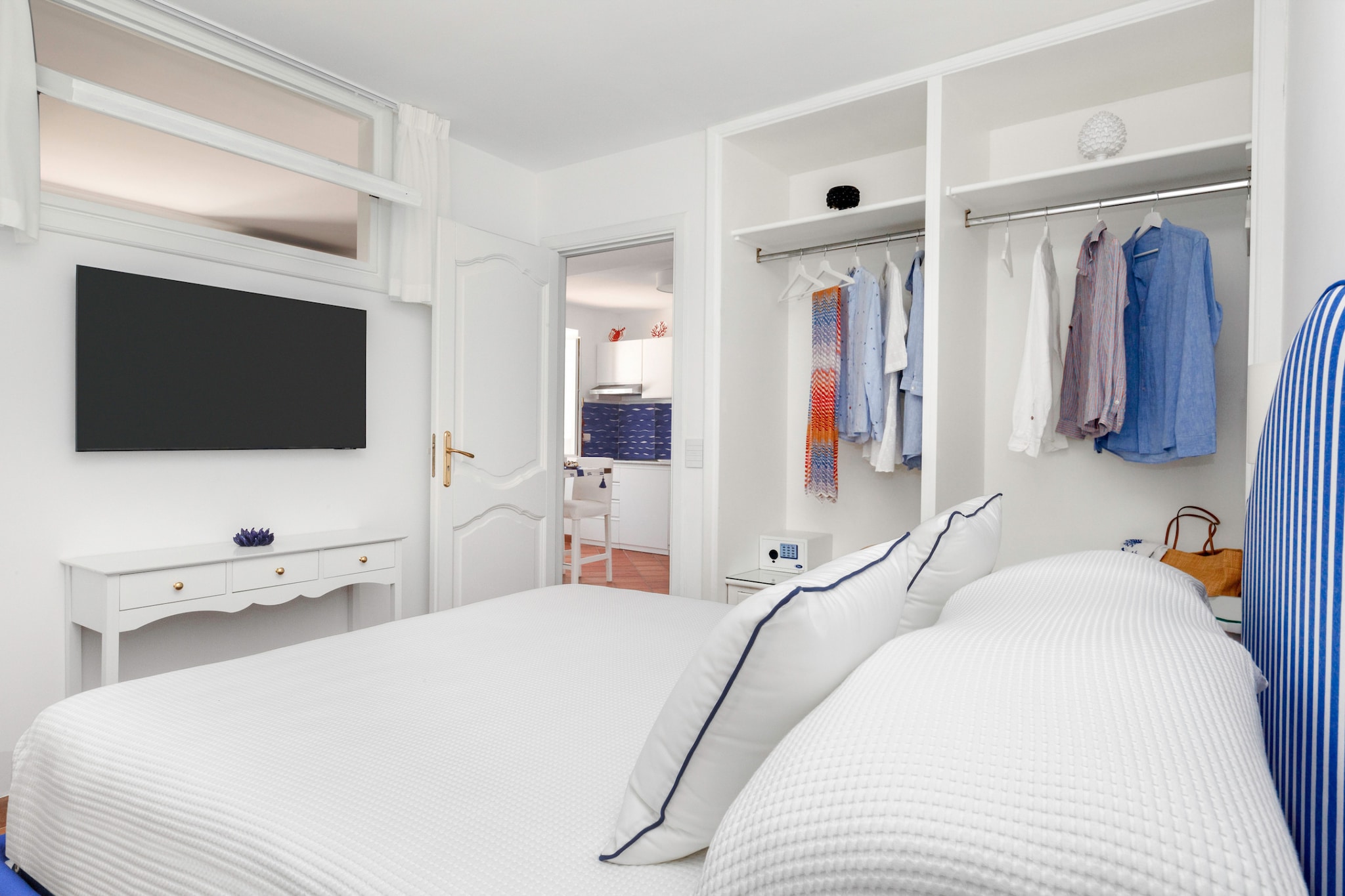 Medusa Studio-Bedroom
