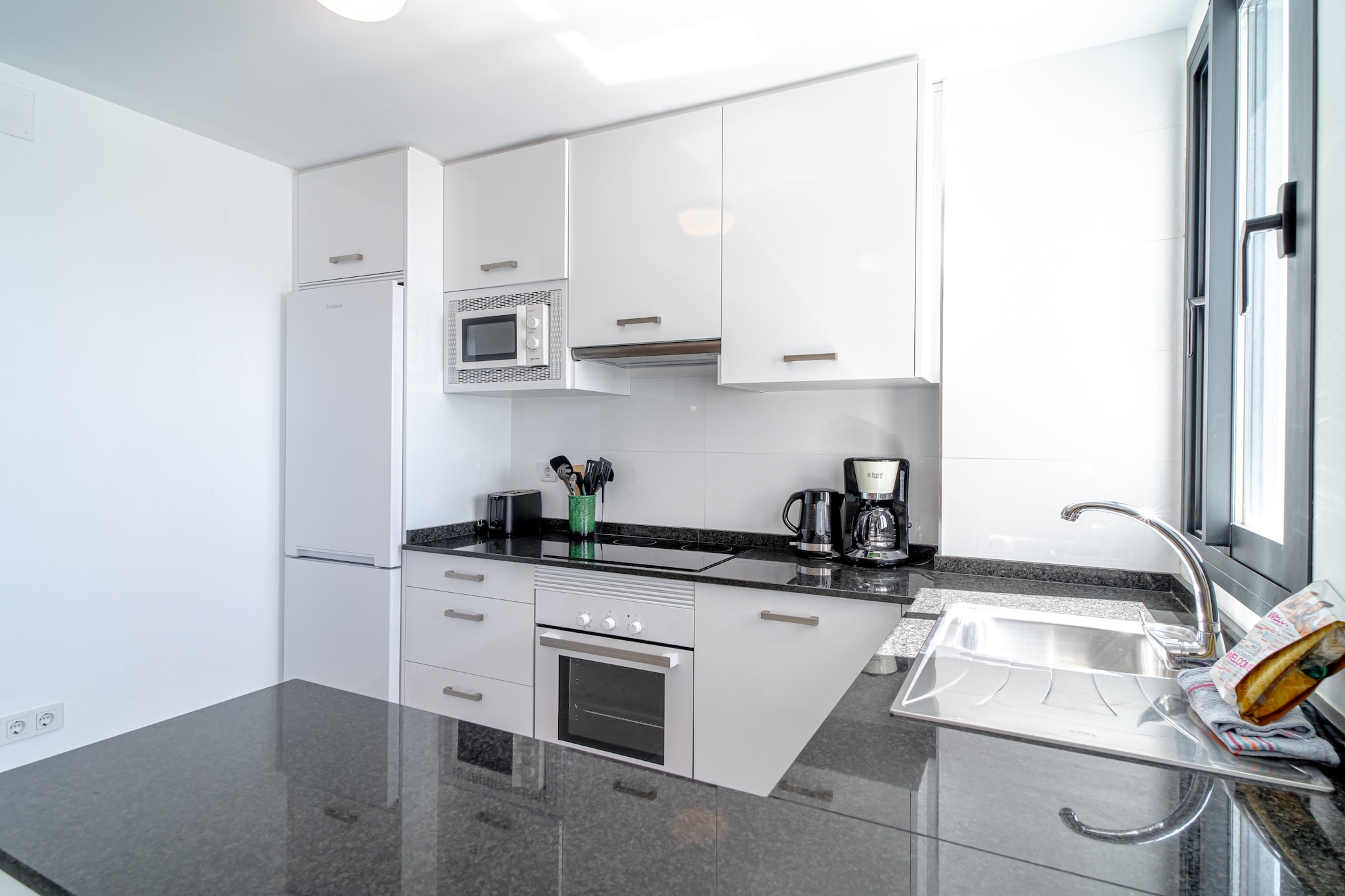 Terrazas de Ladera Duplex 1 by Casasol-Cuisine