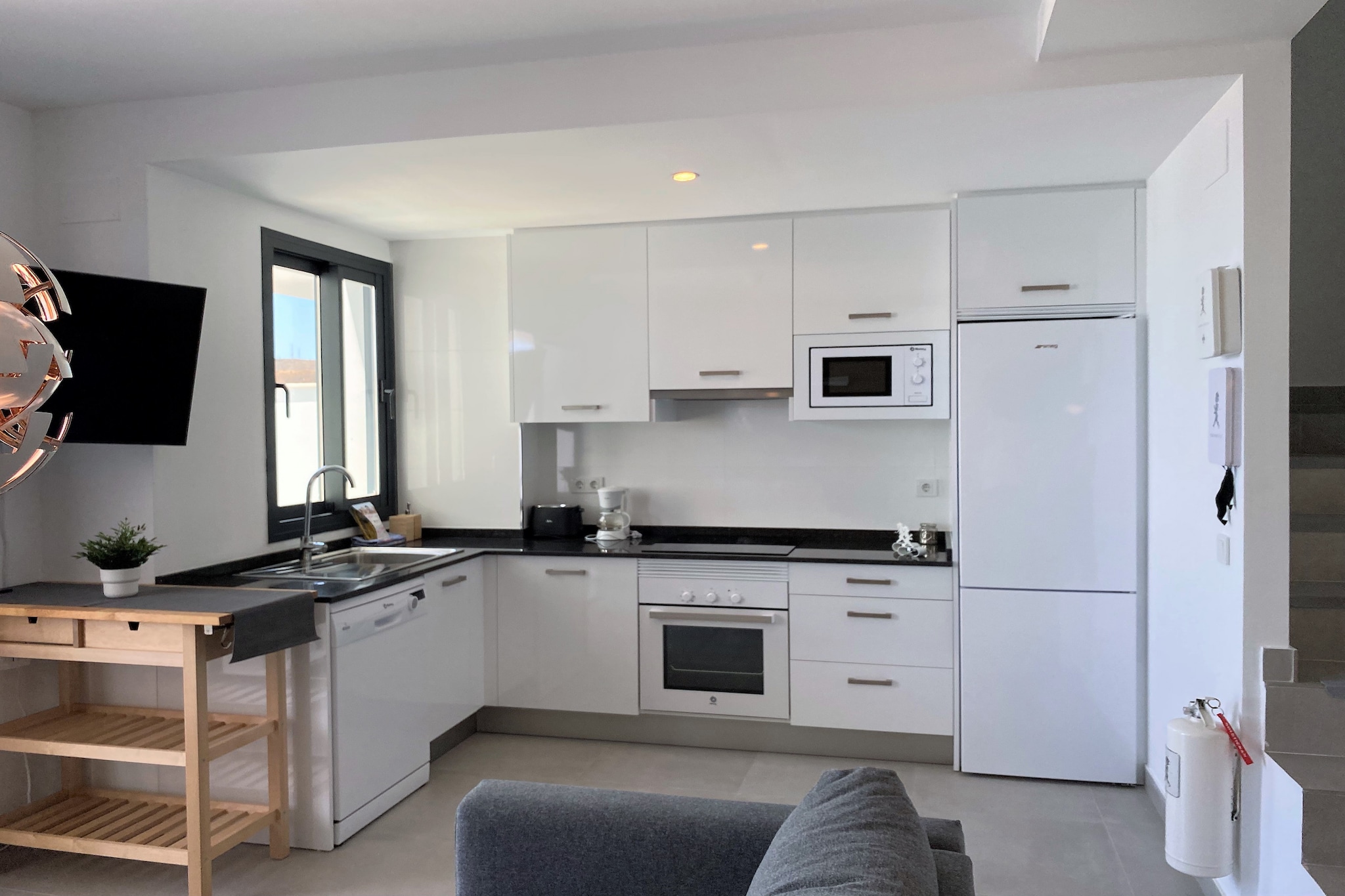 Terrazas de Ladera Duplex 2 by Casasol-Cuisine