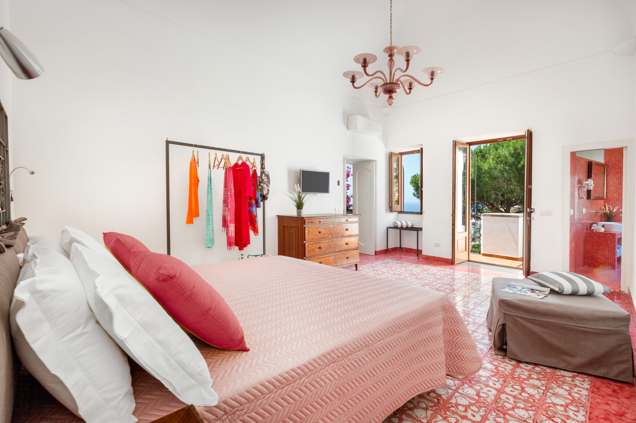 Villa Field-Bedroom