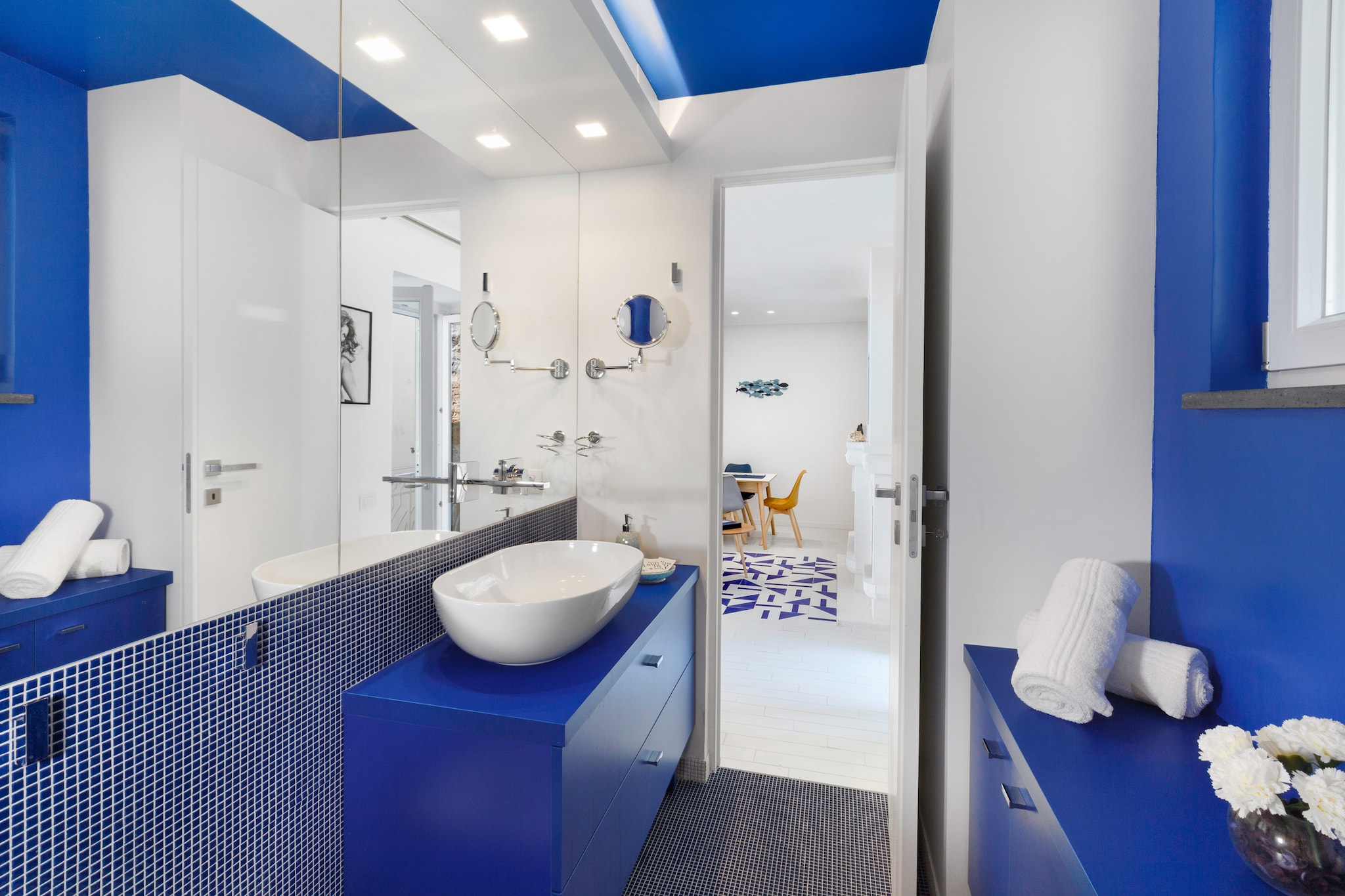 Leucosia-Bathroom