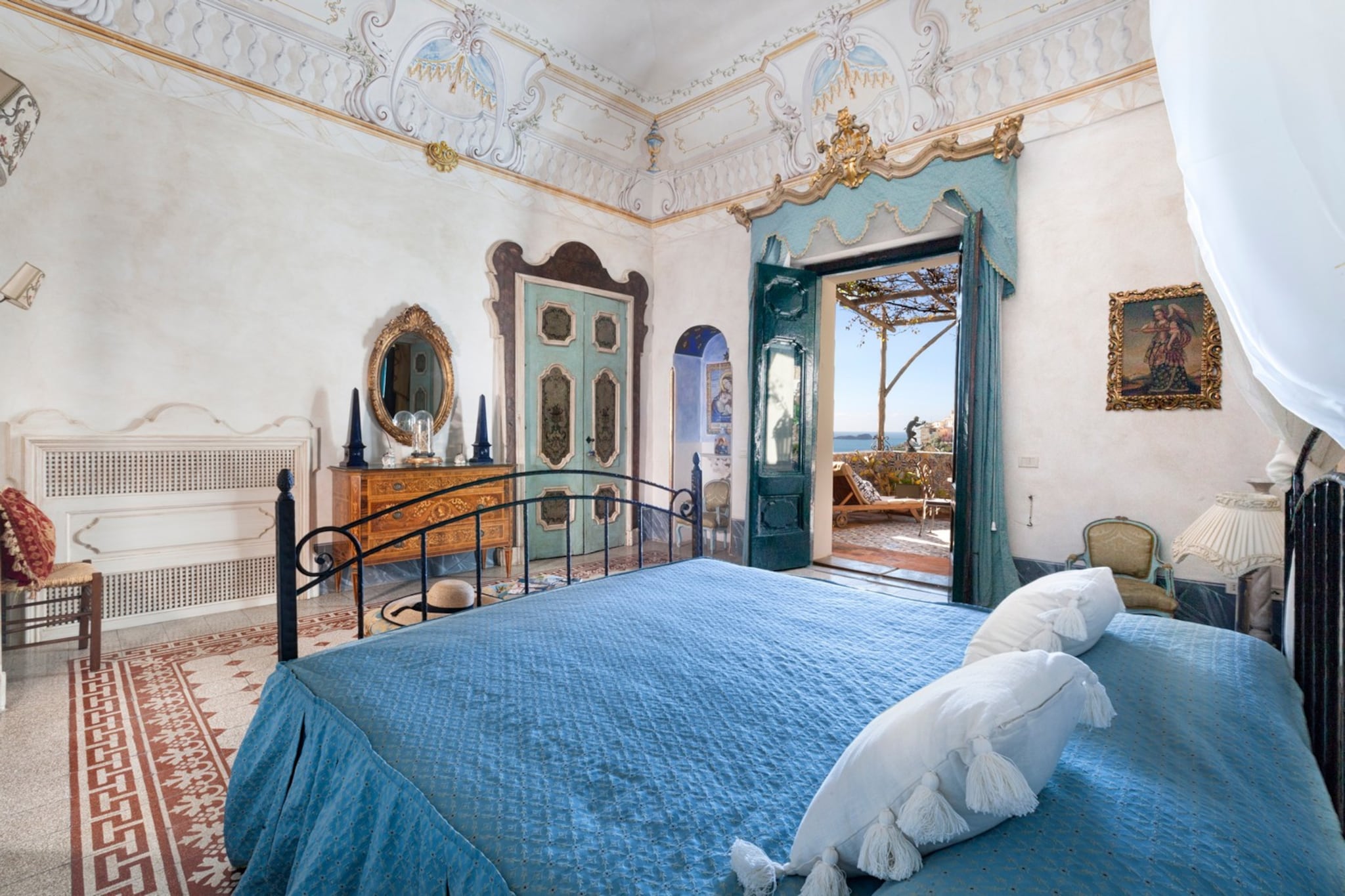 Palazzo Crocione-Bedroom