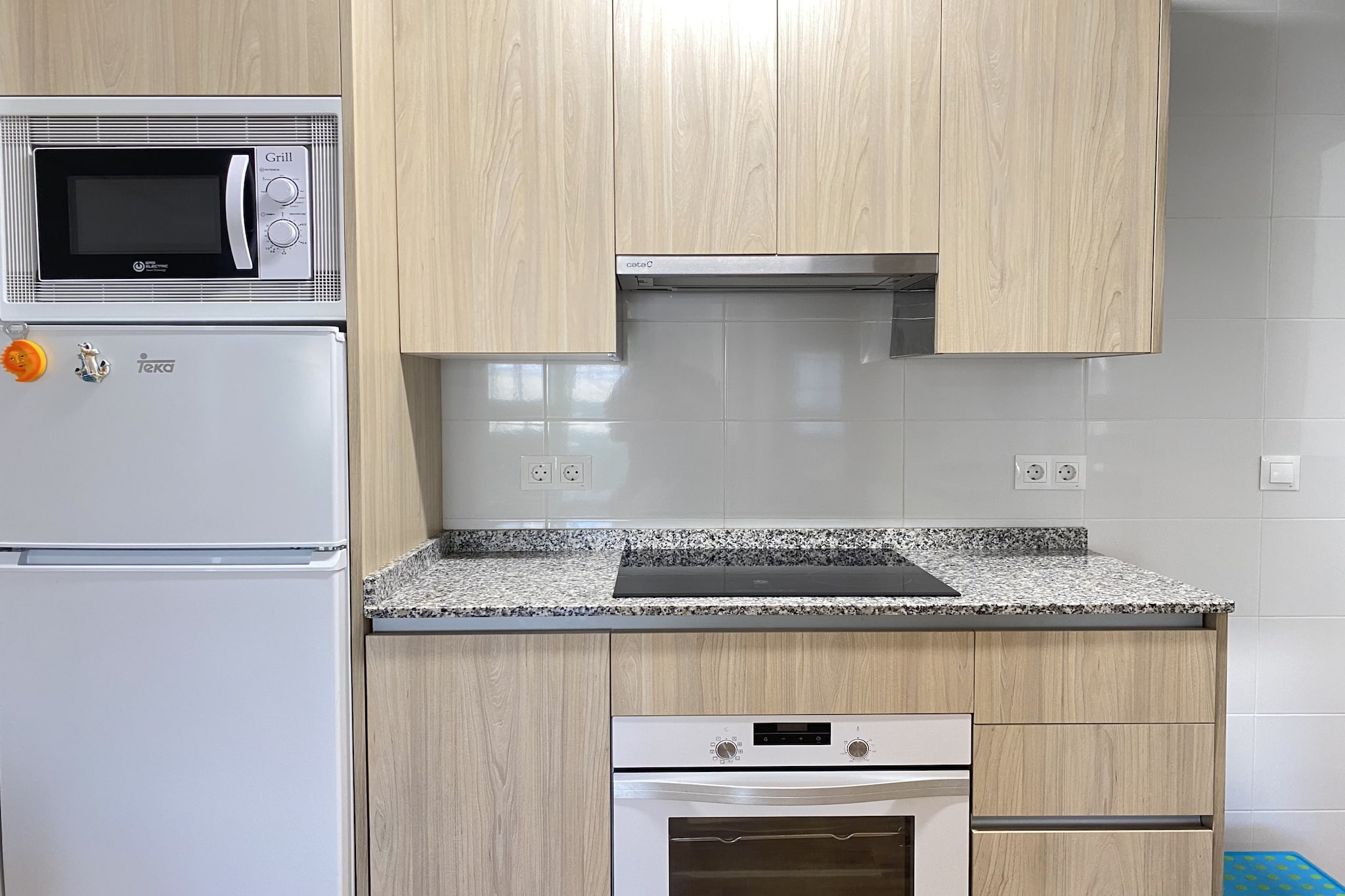 City Center 2B by Casasol-Kitchen