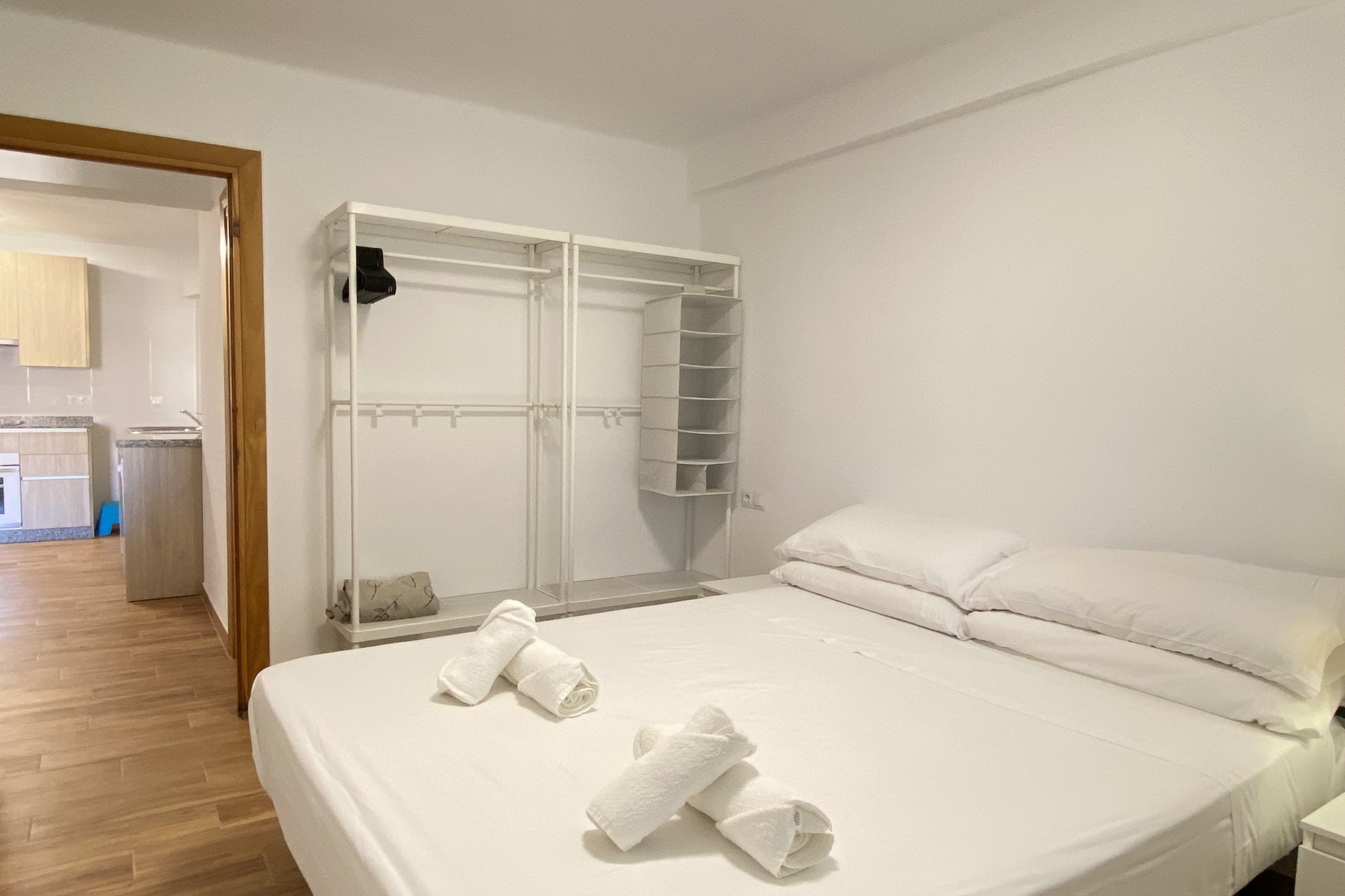 City Center 2B by Casasol-Bedroom